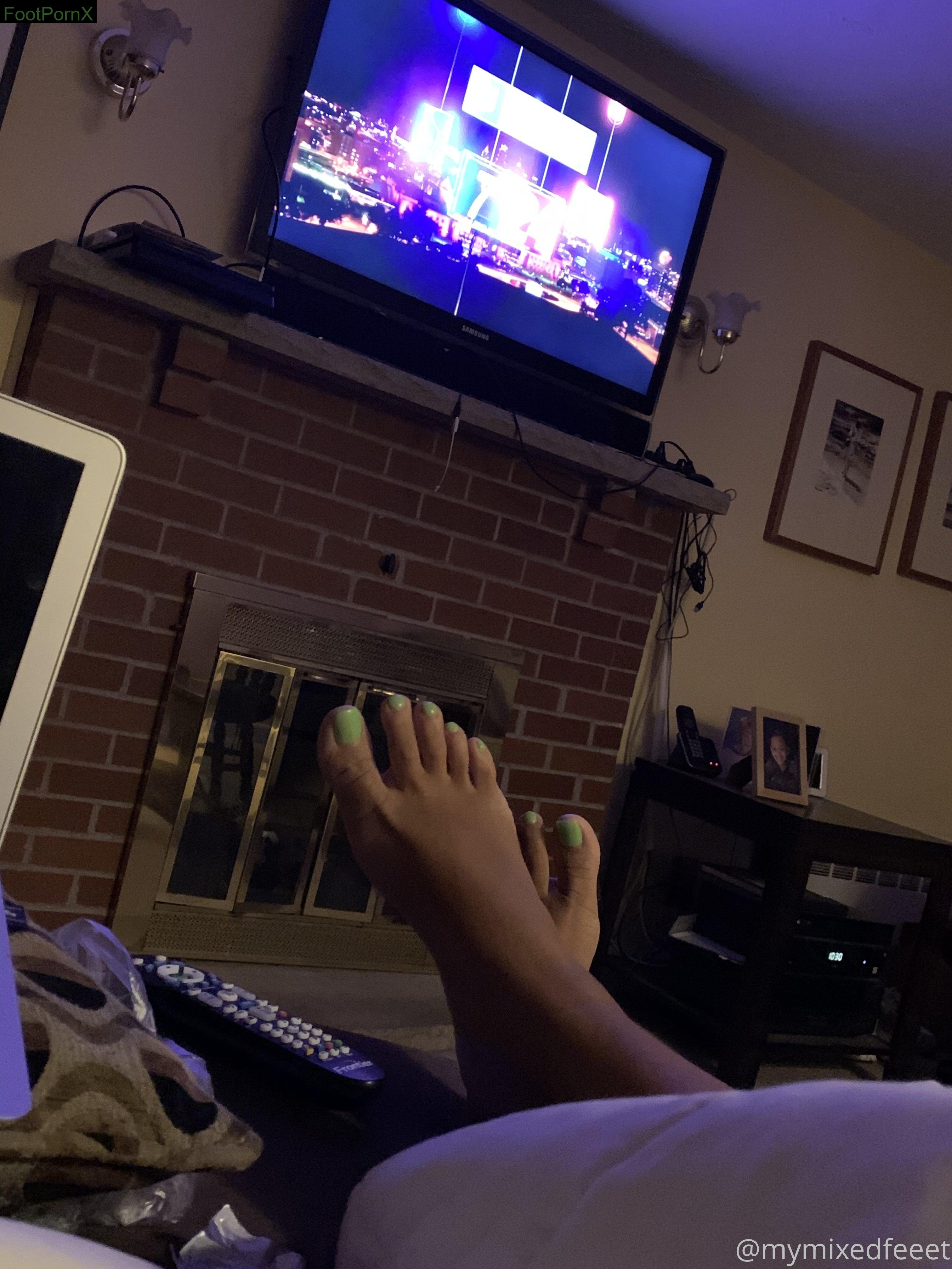 mymixedfeeet feet photo 10