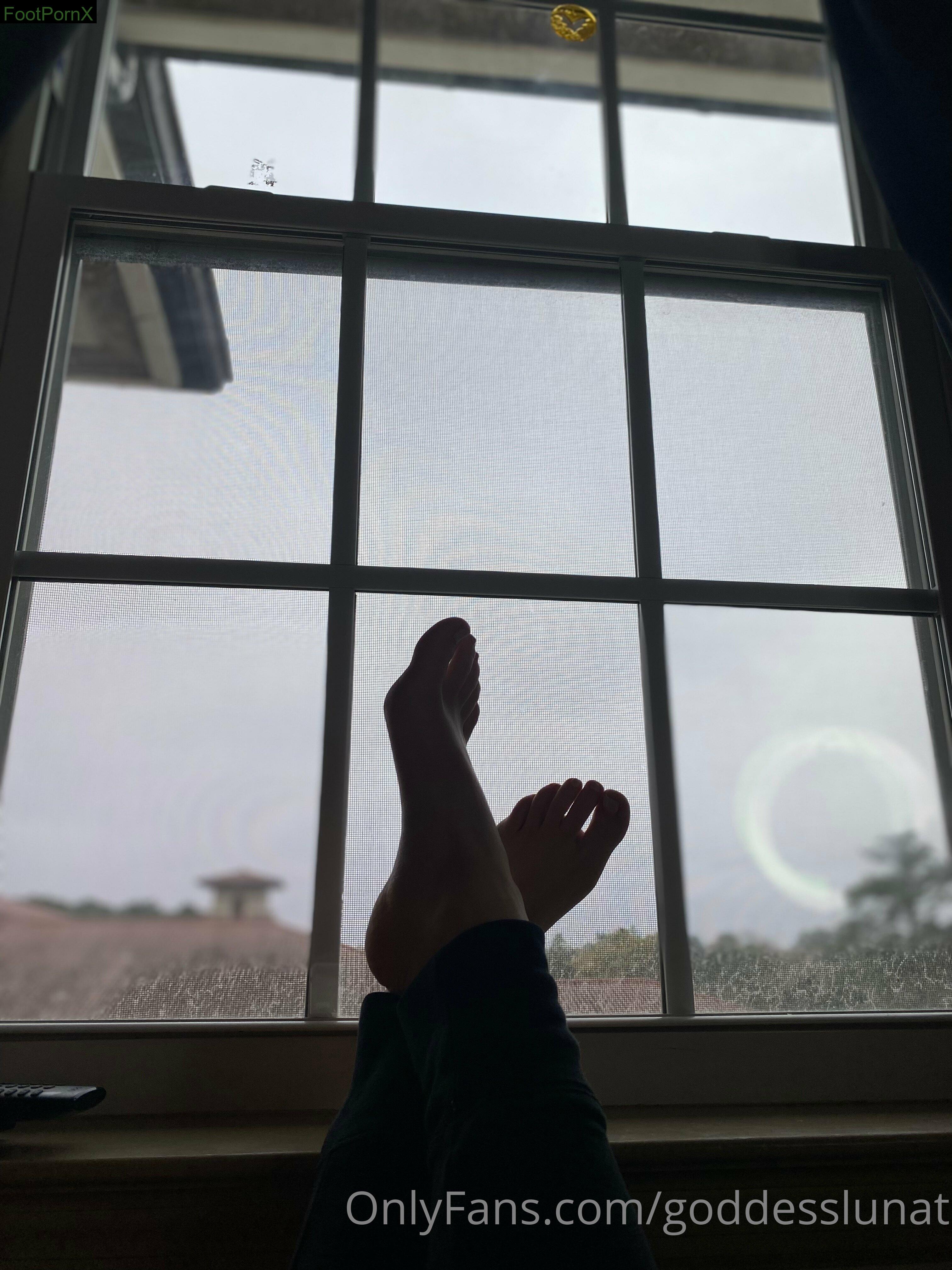 goddesslunat feet photo 12