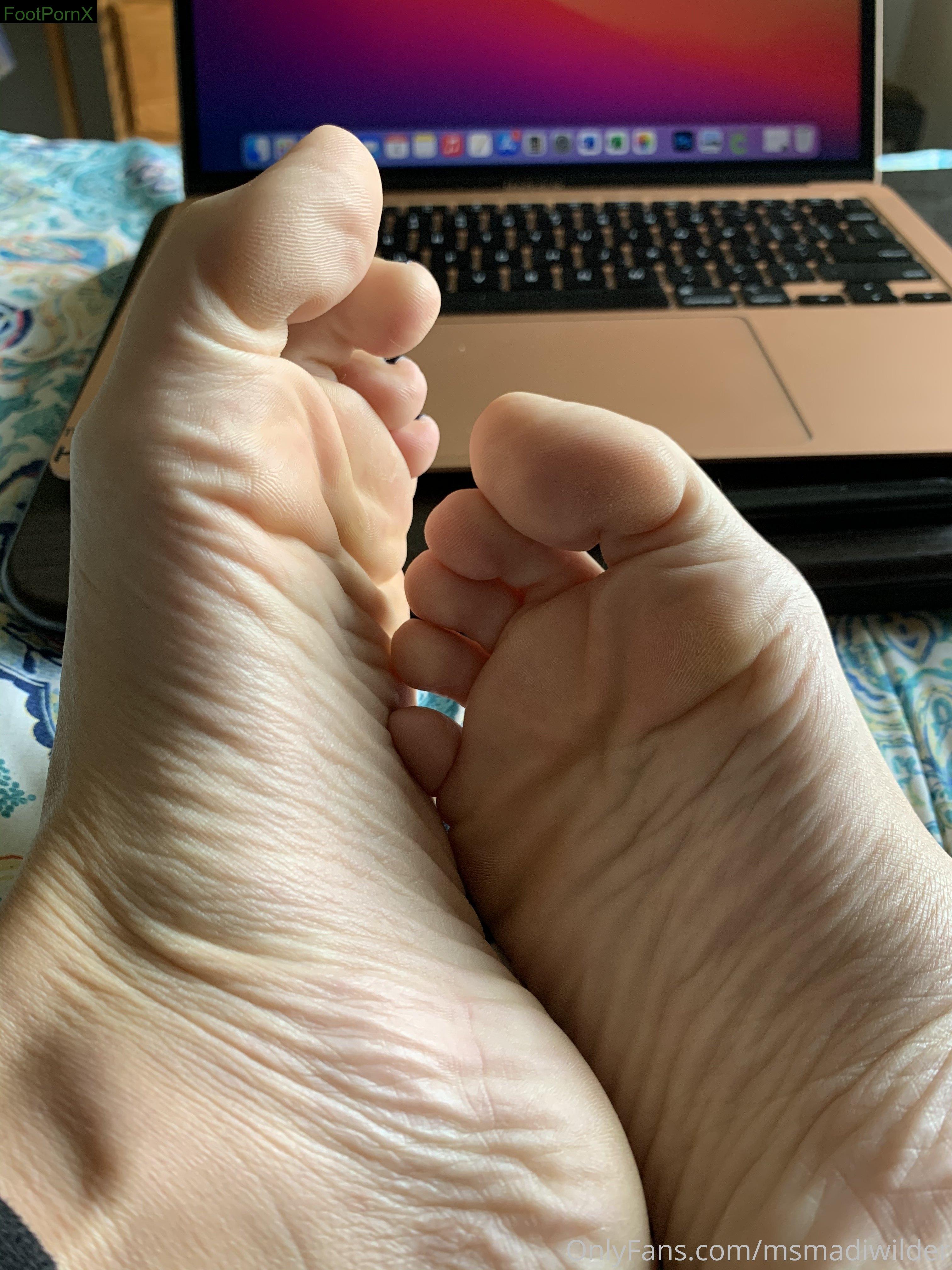 msmadiwilder feet photo 16