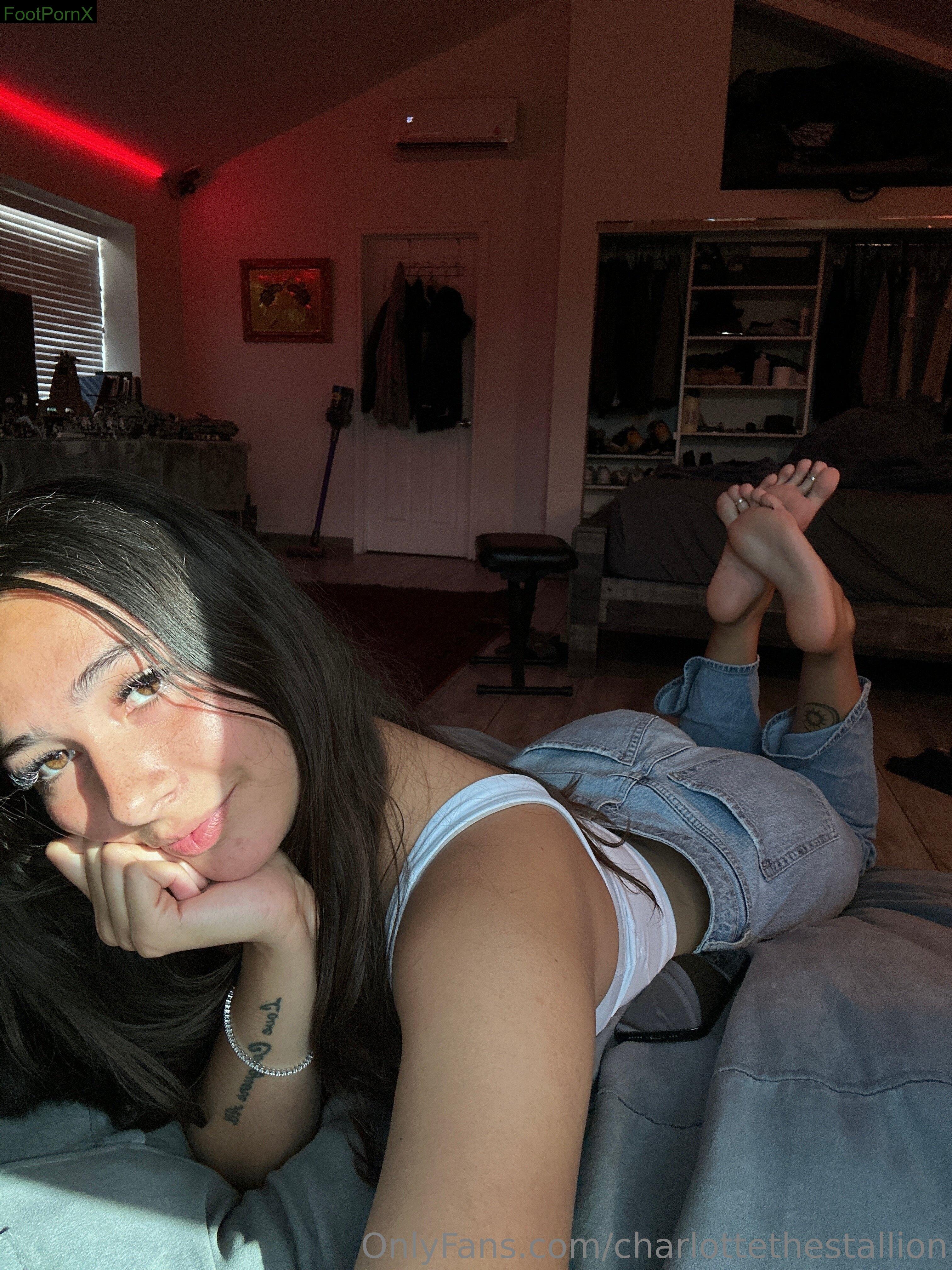 charlottethestallion feet photo 2