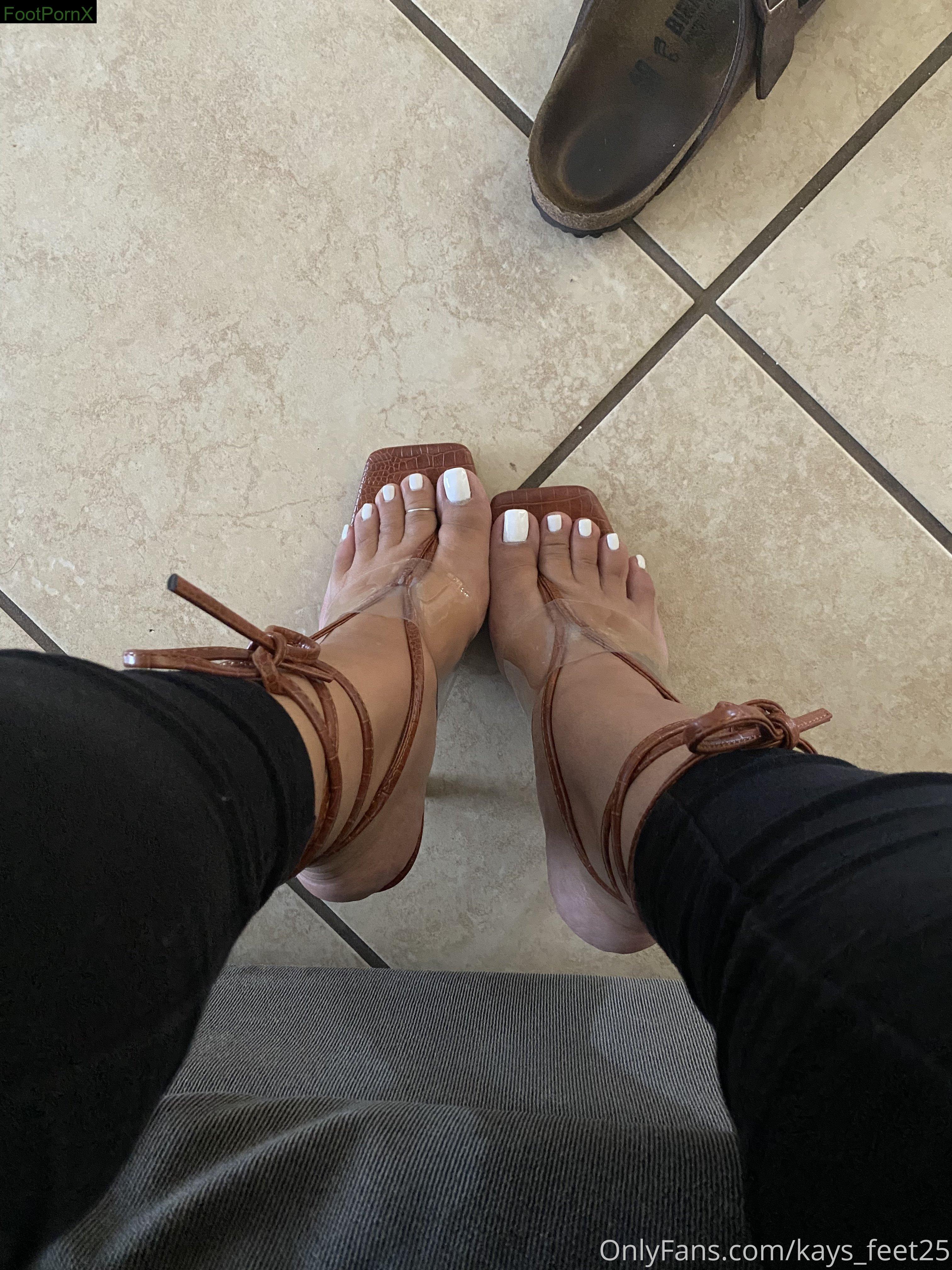 kays_feet25 feet photo 23