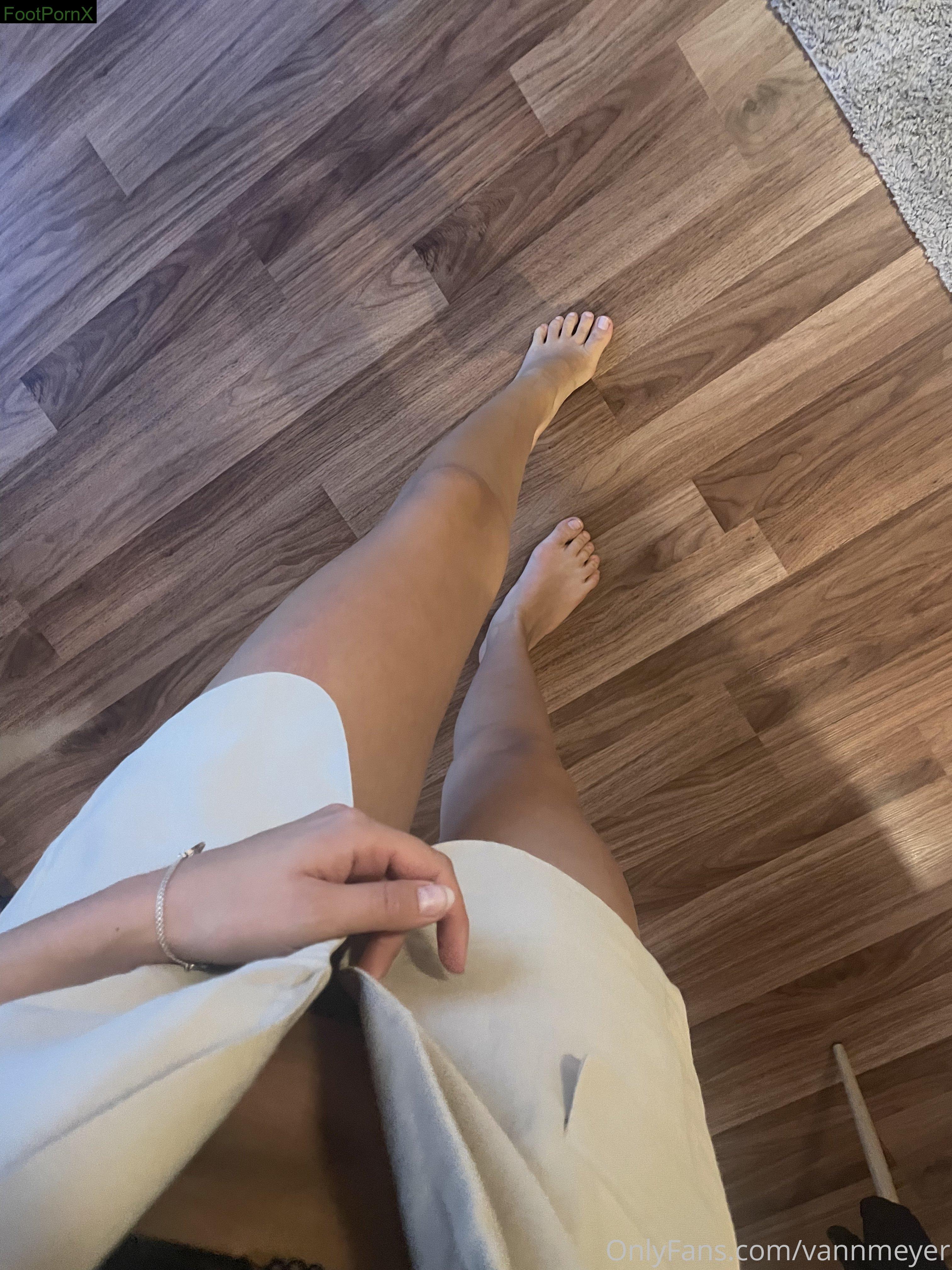 vannmeyer feet photo 22