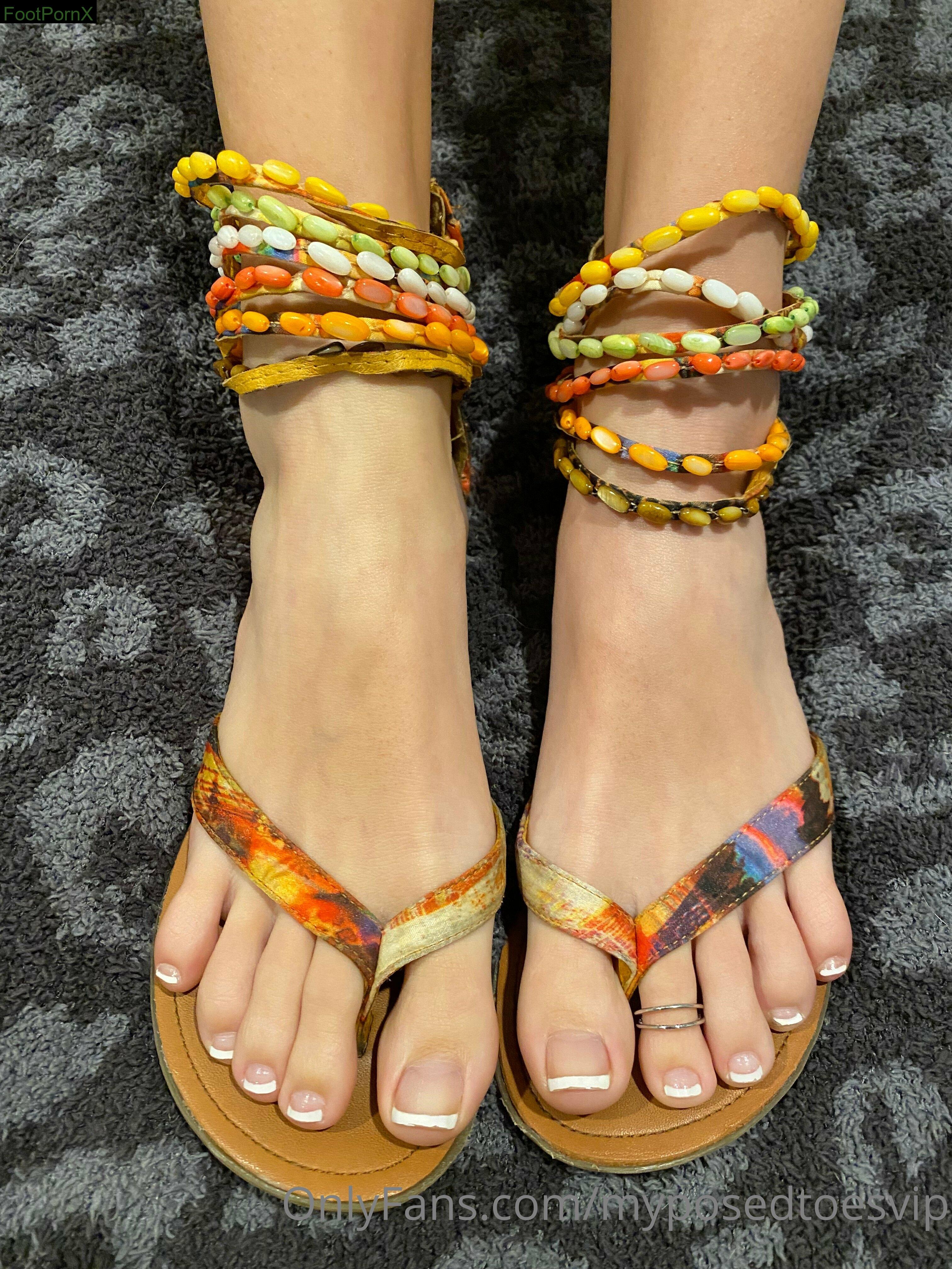 myposedtoesvip feet photo 8
