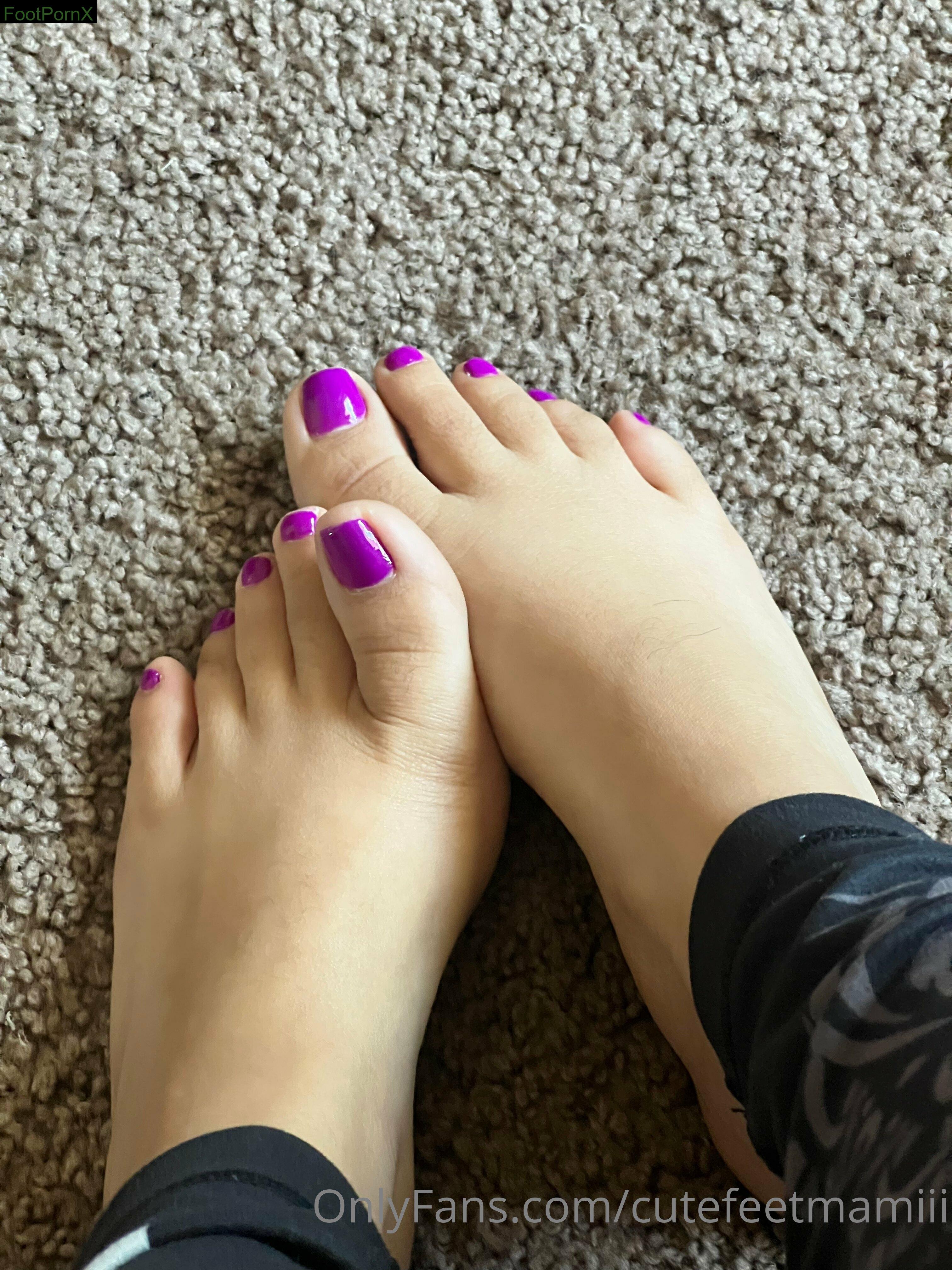 cutefeetmamiii feet photo 7
