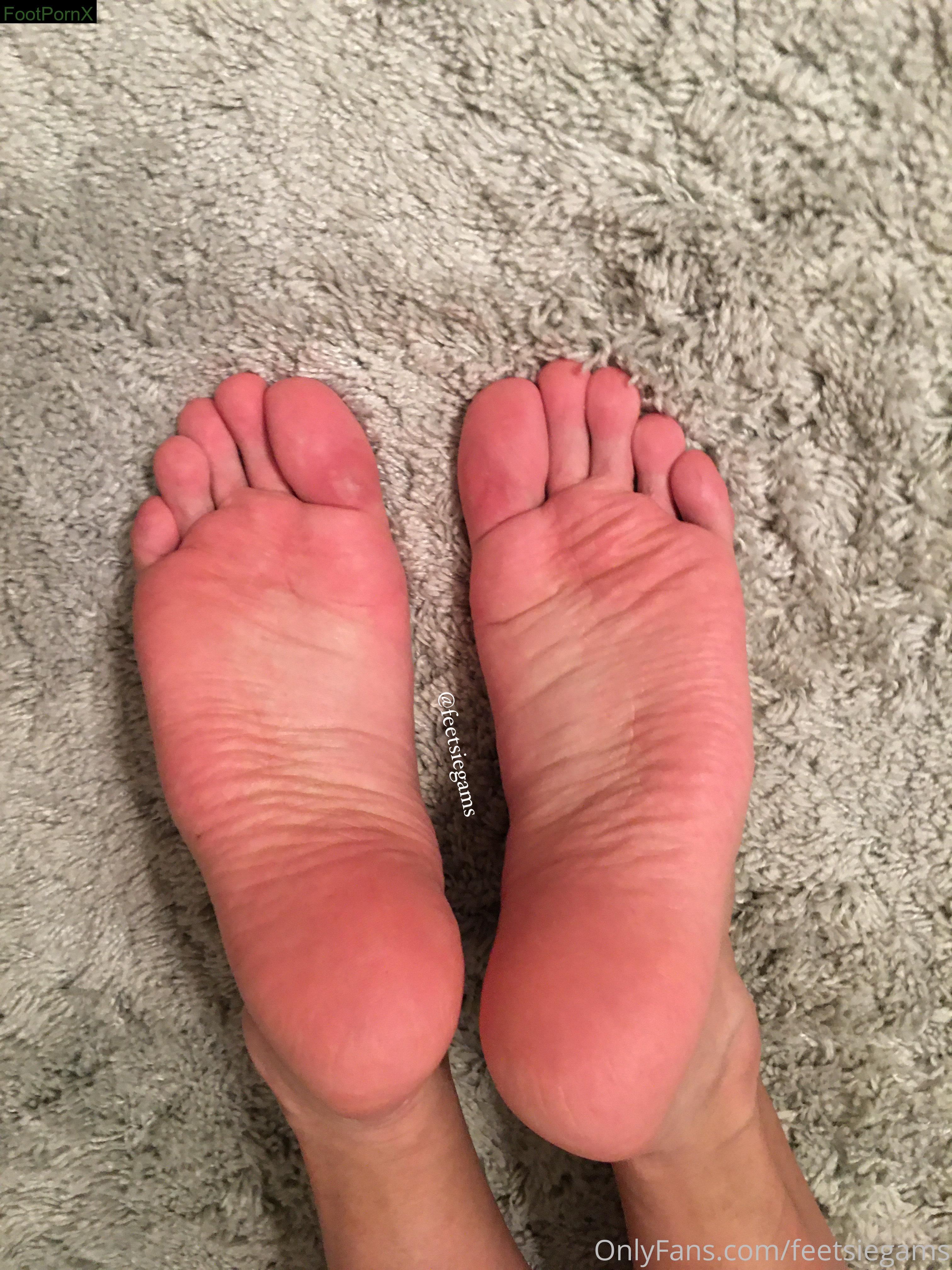 feetsiegams feet photo 24