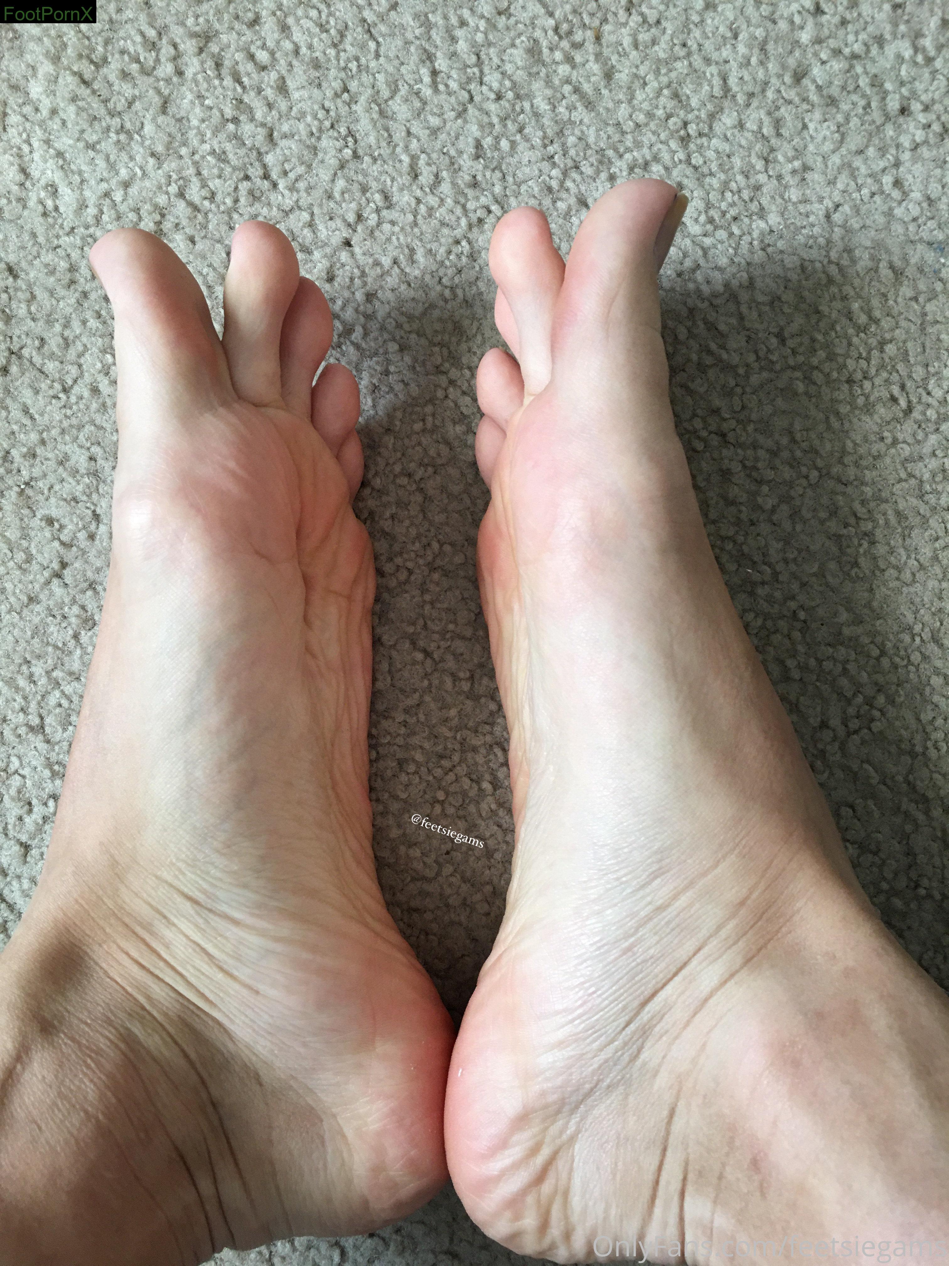 feetsiegams feet photo 14