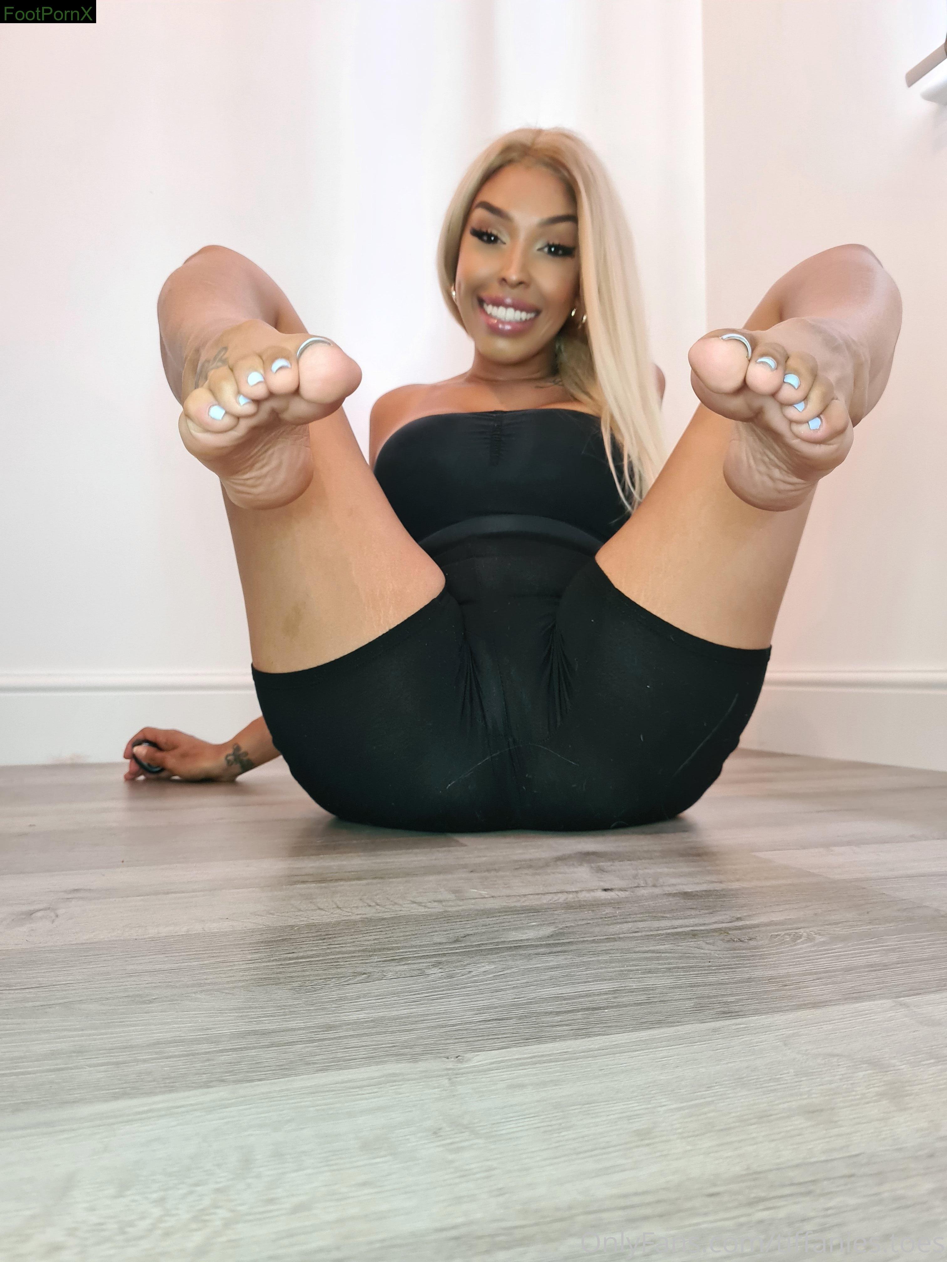tiffanies.toes feet photo 11