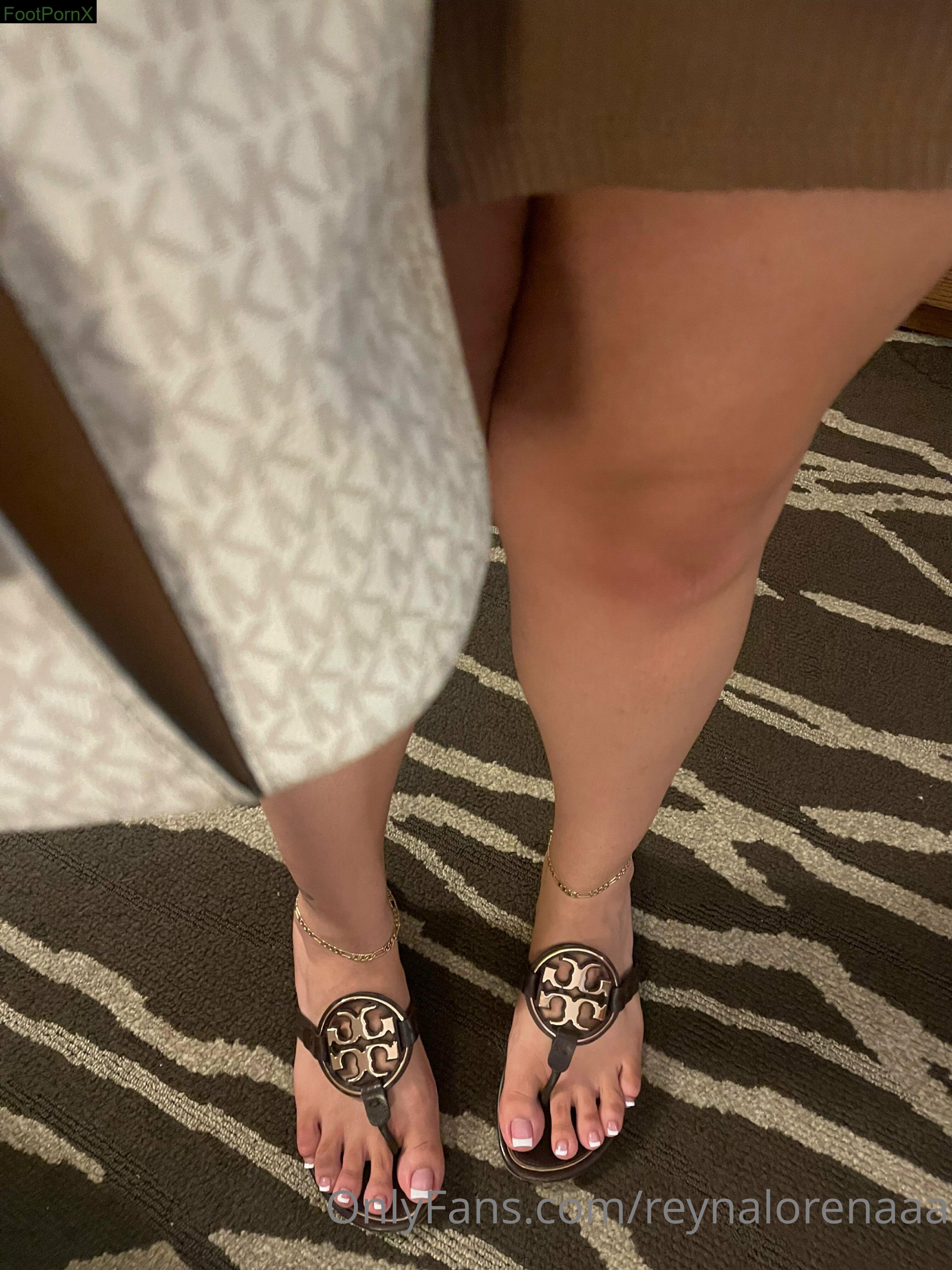 reynalorenaaa feet photo 12