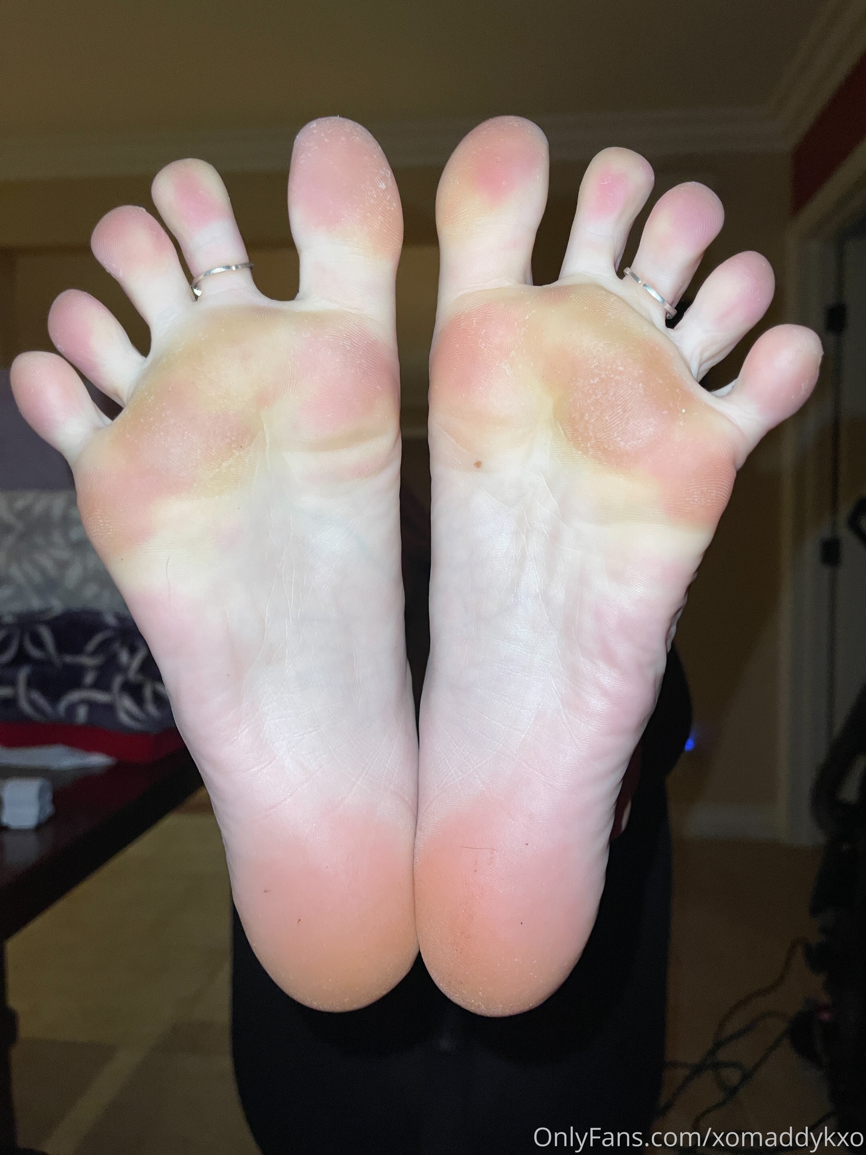 xomaddykxo feet photo 6
