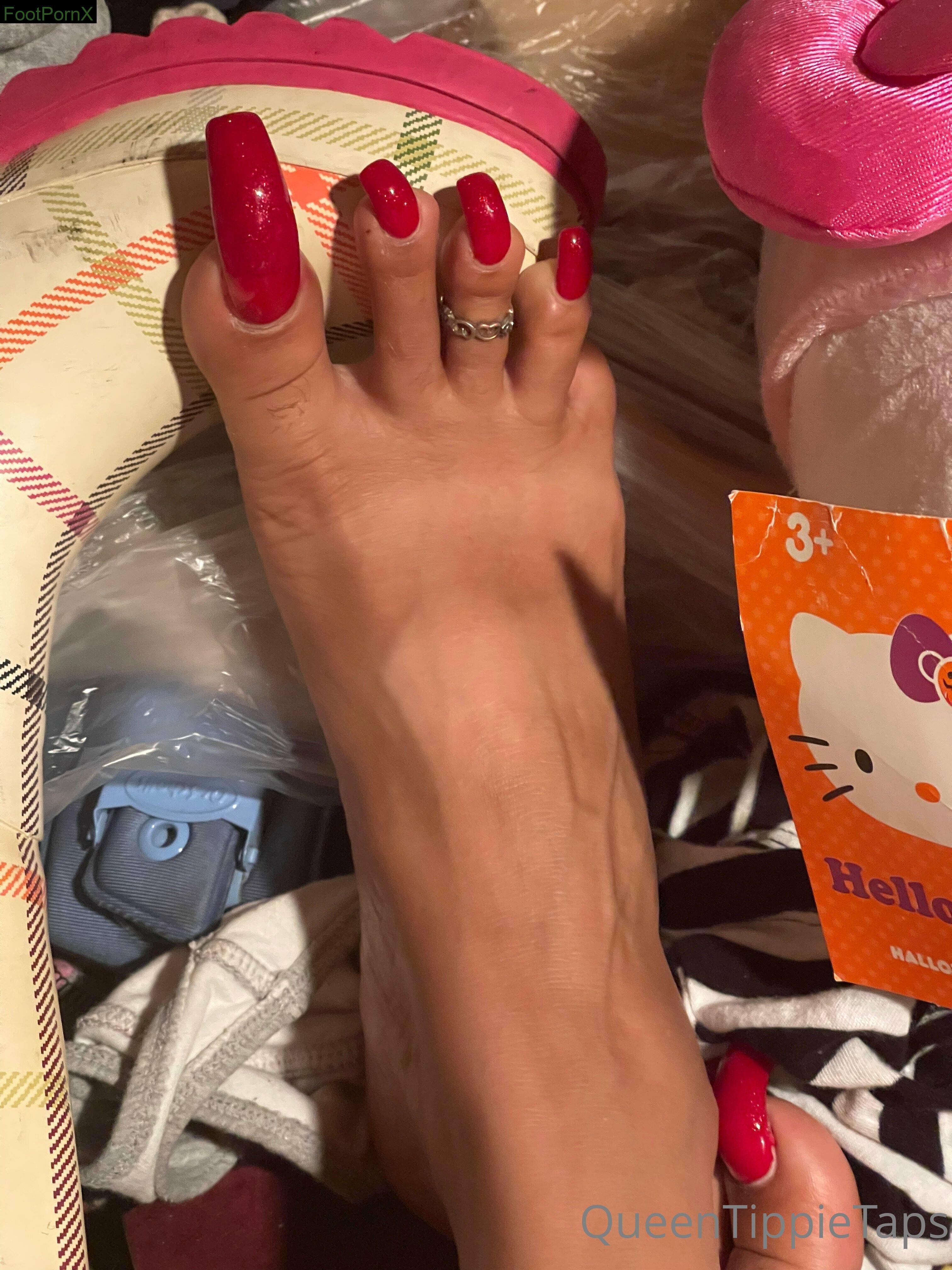 queentippietaps feet photo 22