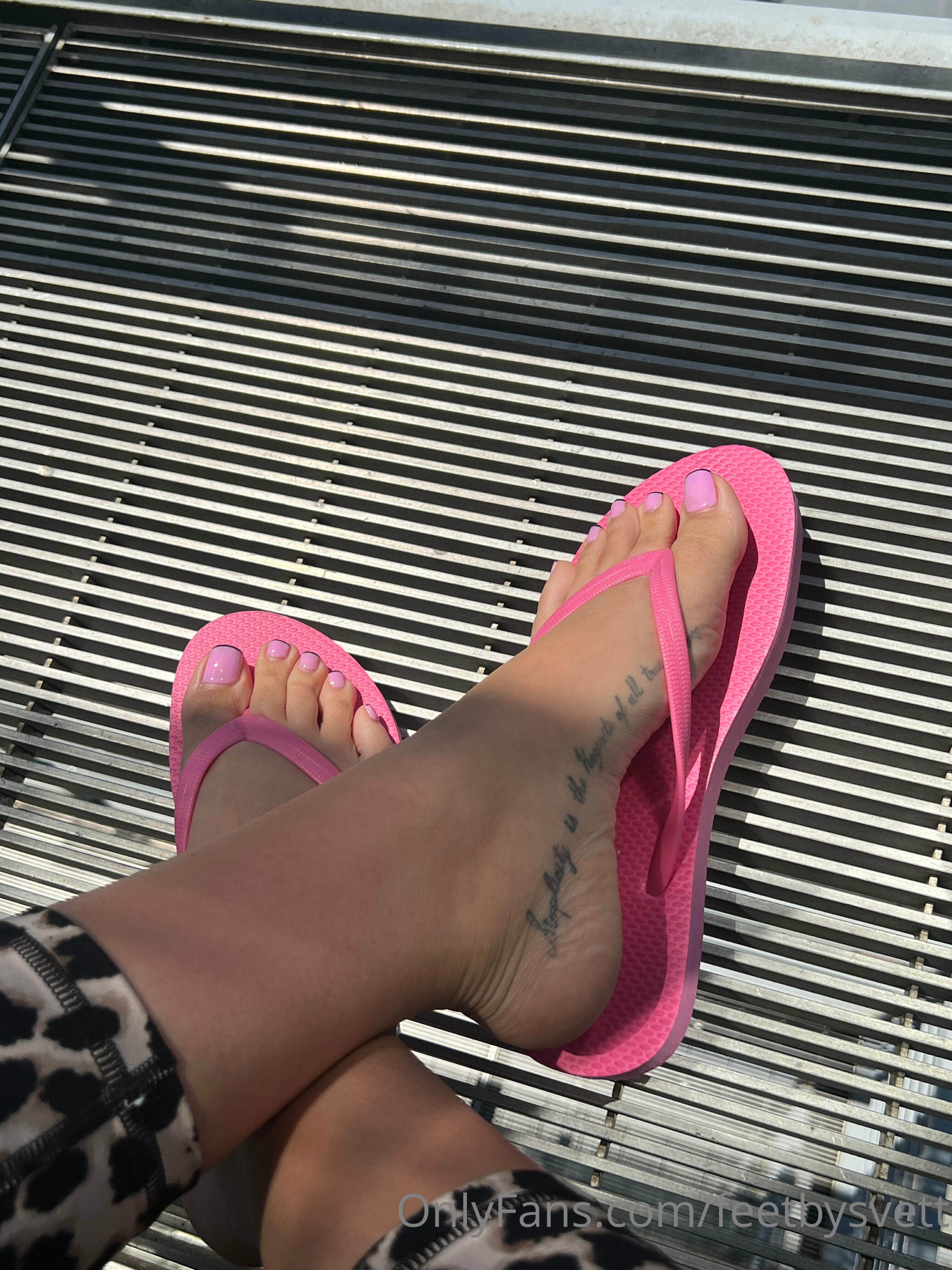 feetbysvett feet photo 1