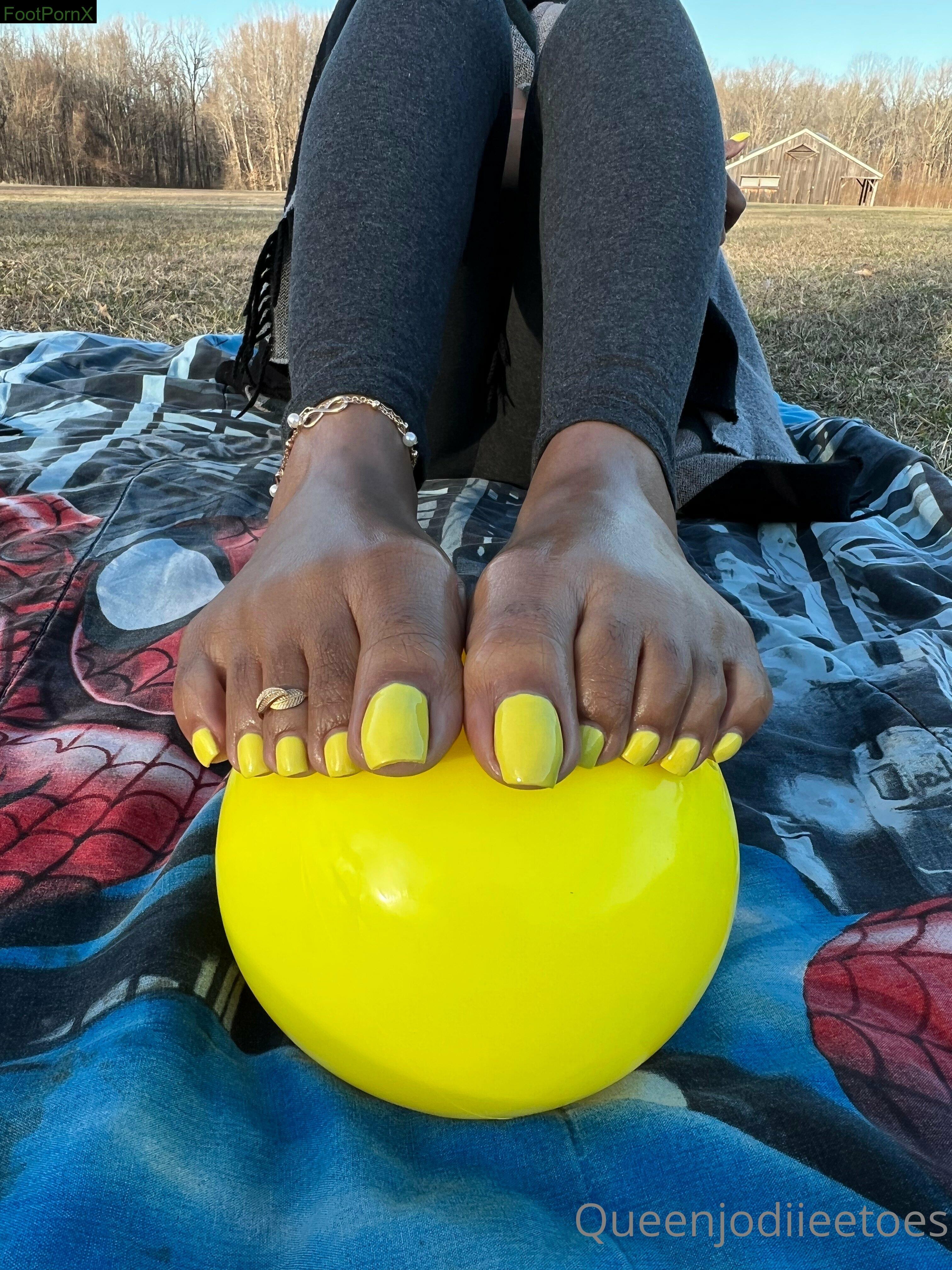 prettyfeetonly1800 feet photo 19