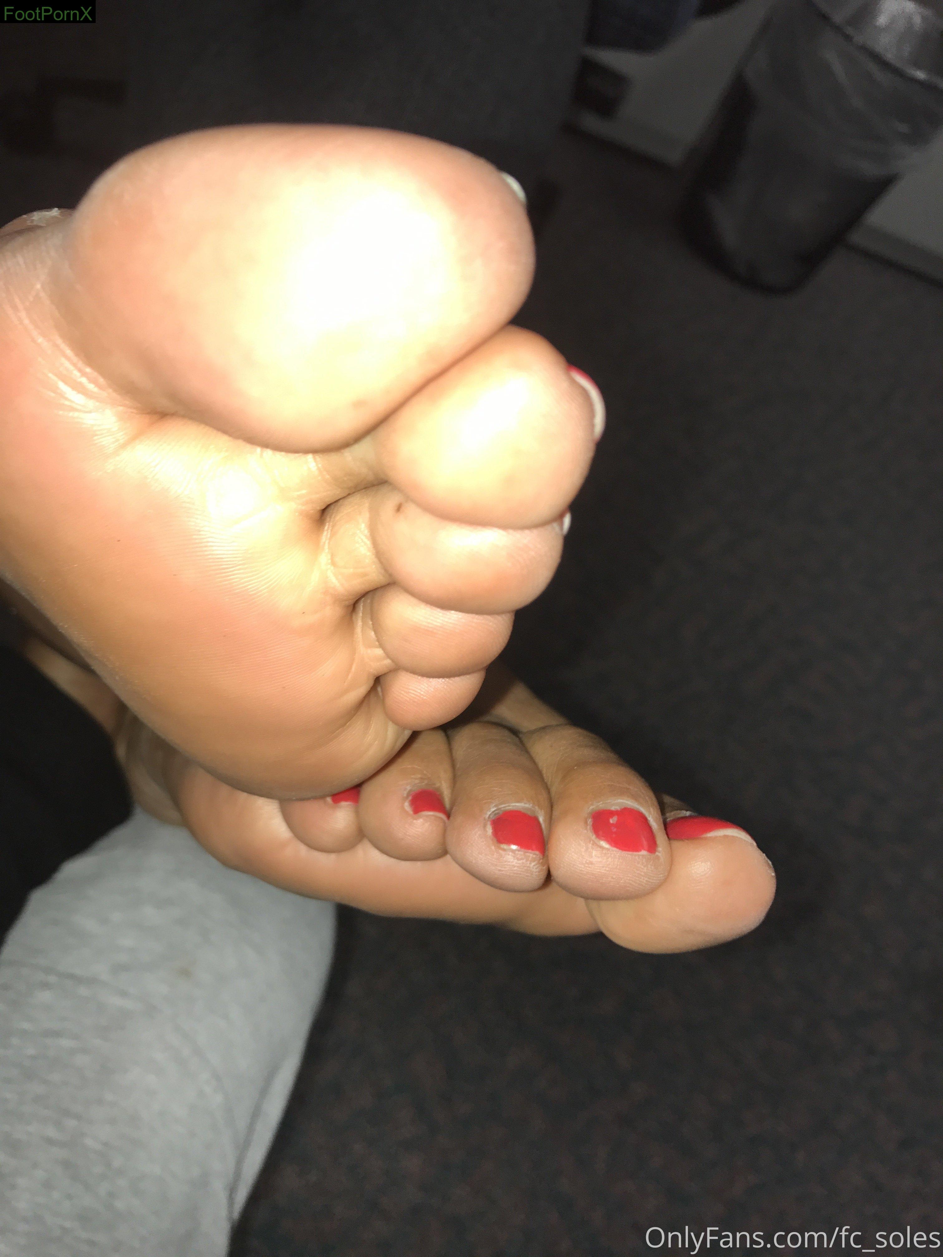 fc_soles feet photo 24