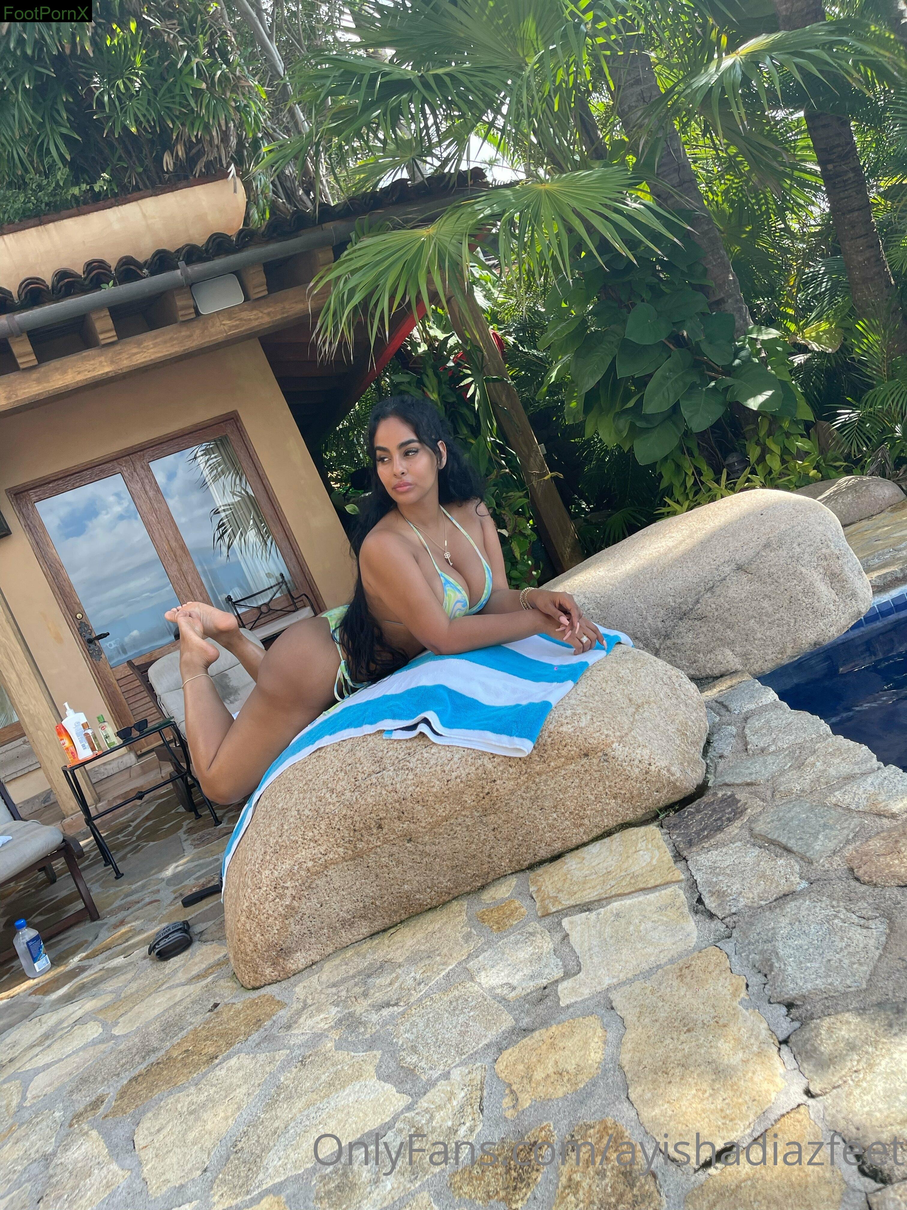 ayishadiazfeet feet photo 8