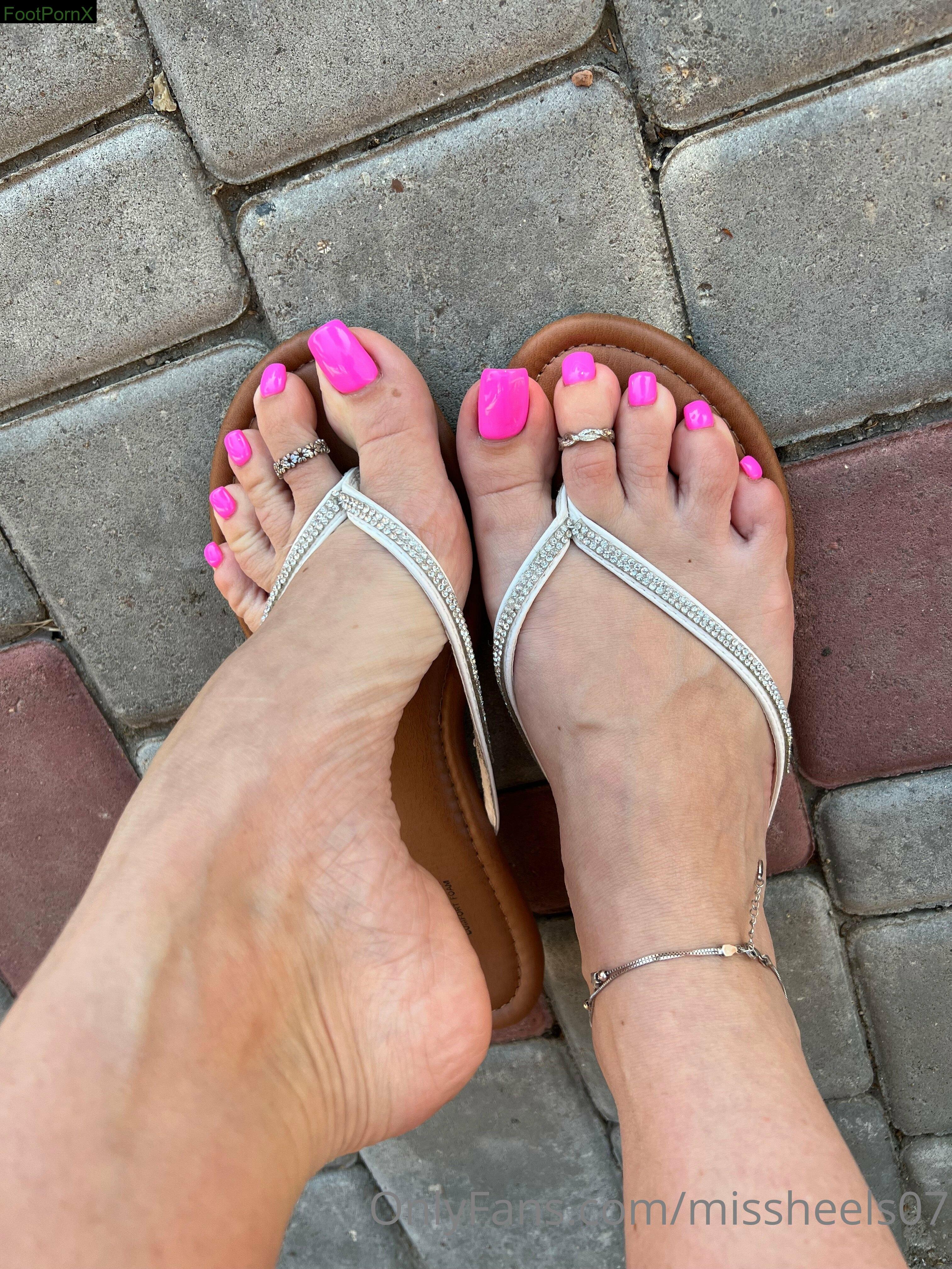 missheels07 feet photo 3