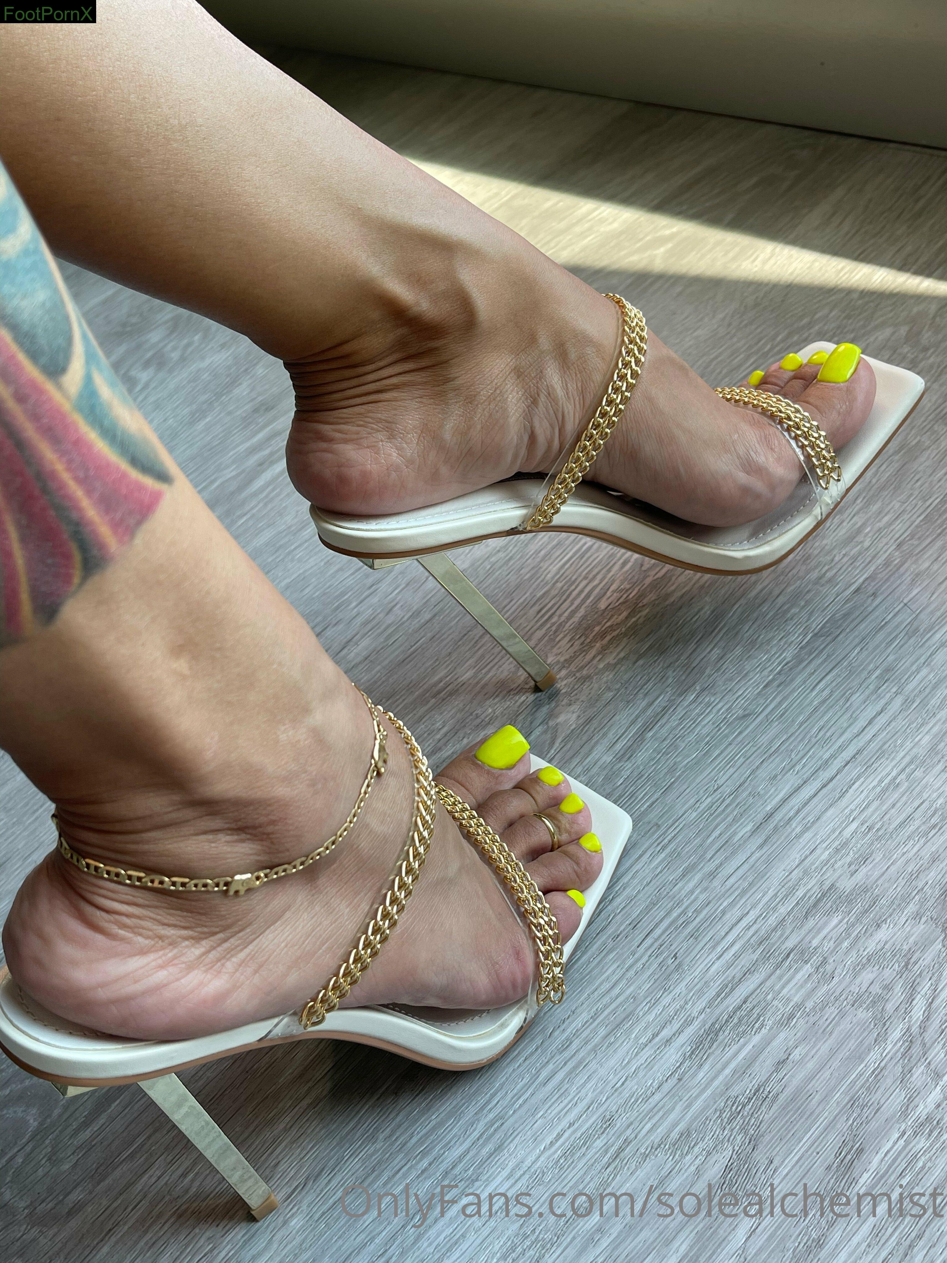 solealchemist feet photo 22