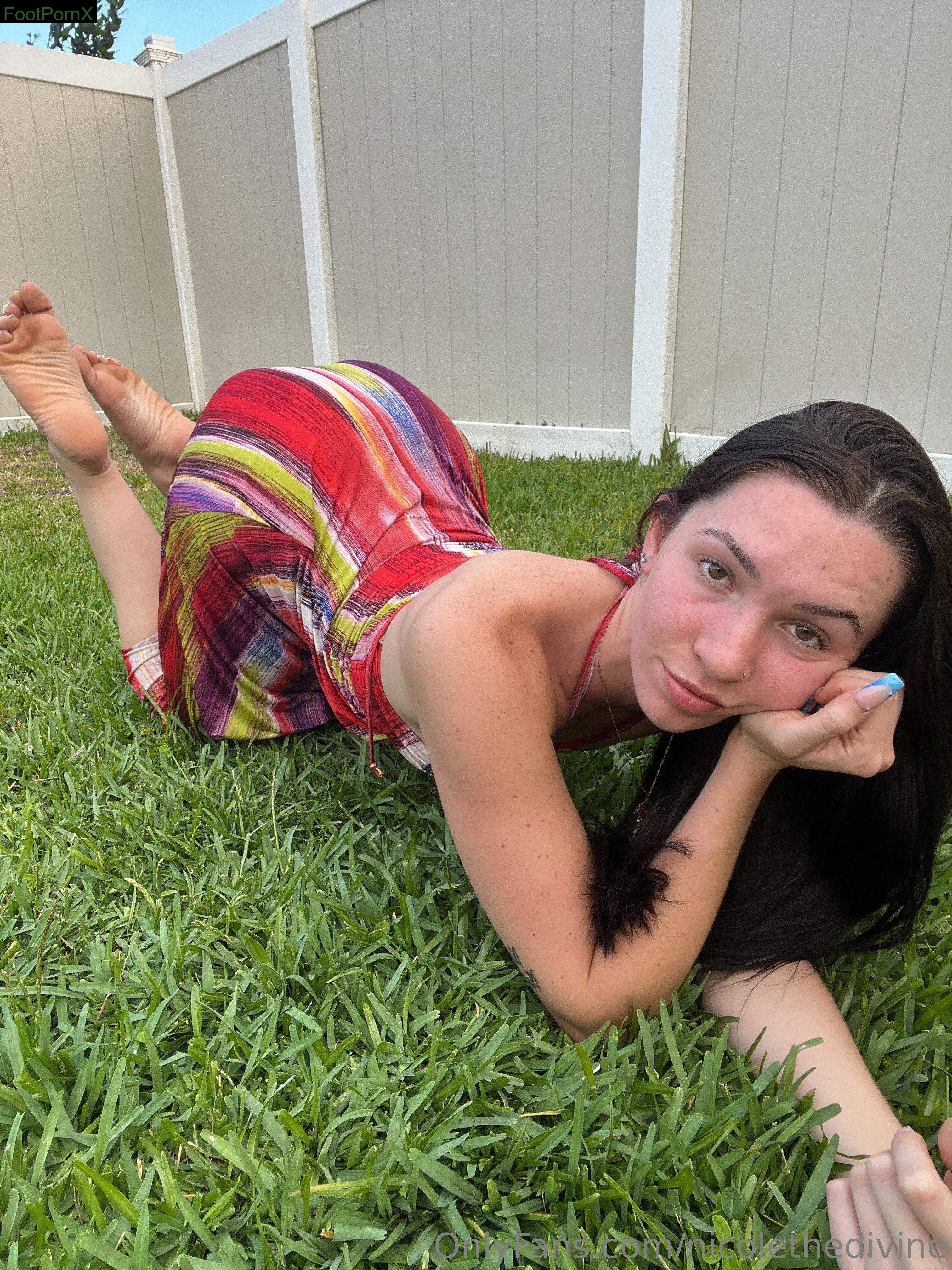 nicolethedivine feet photo 18