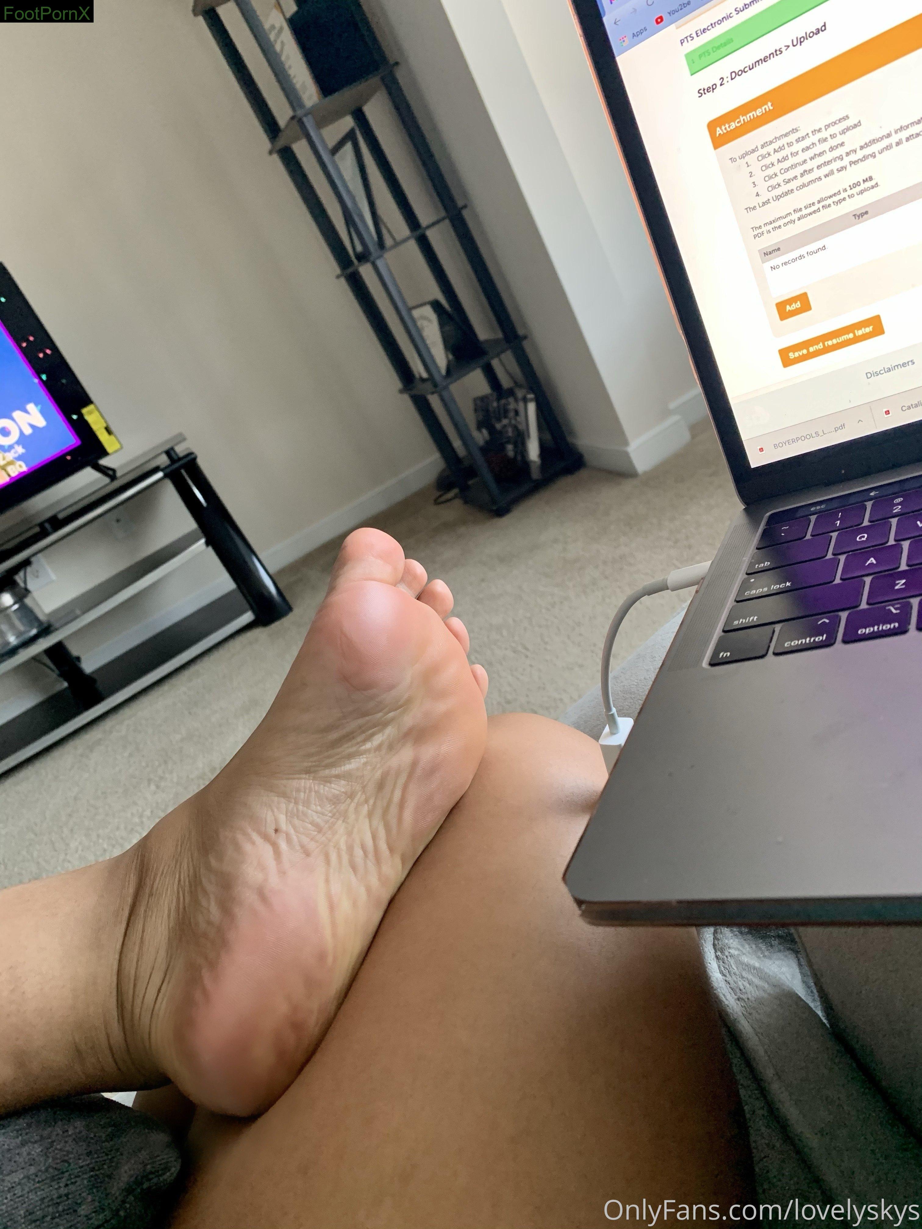 lovelyskys feet photo 16