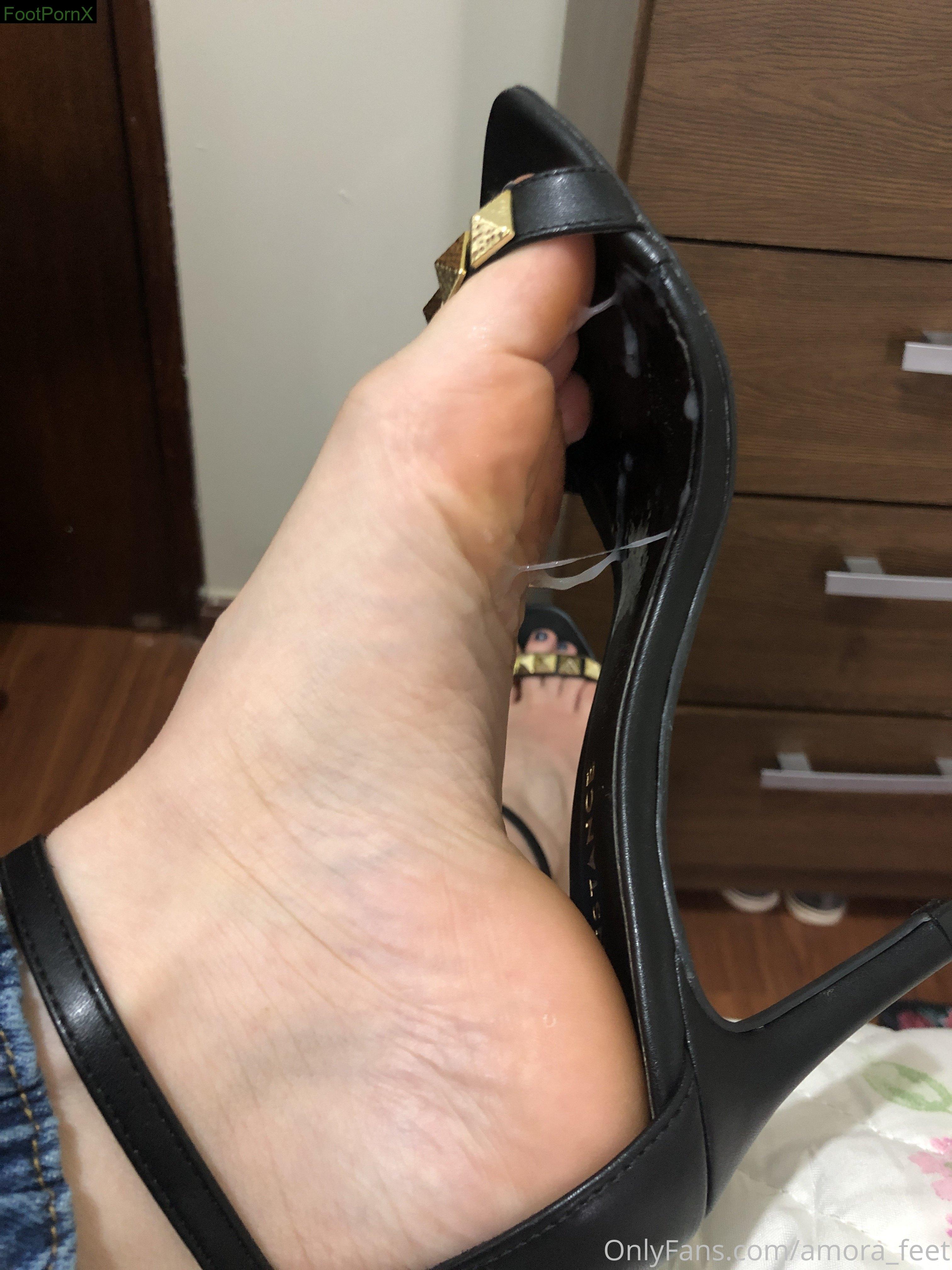 amora_feet feet photo 3