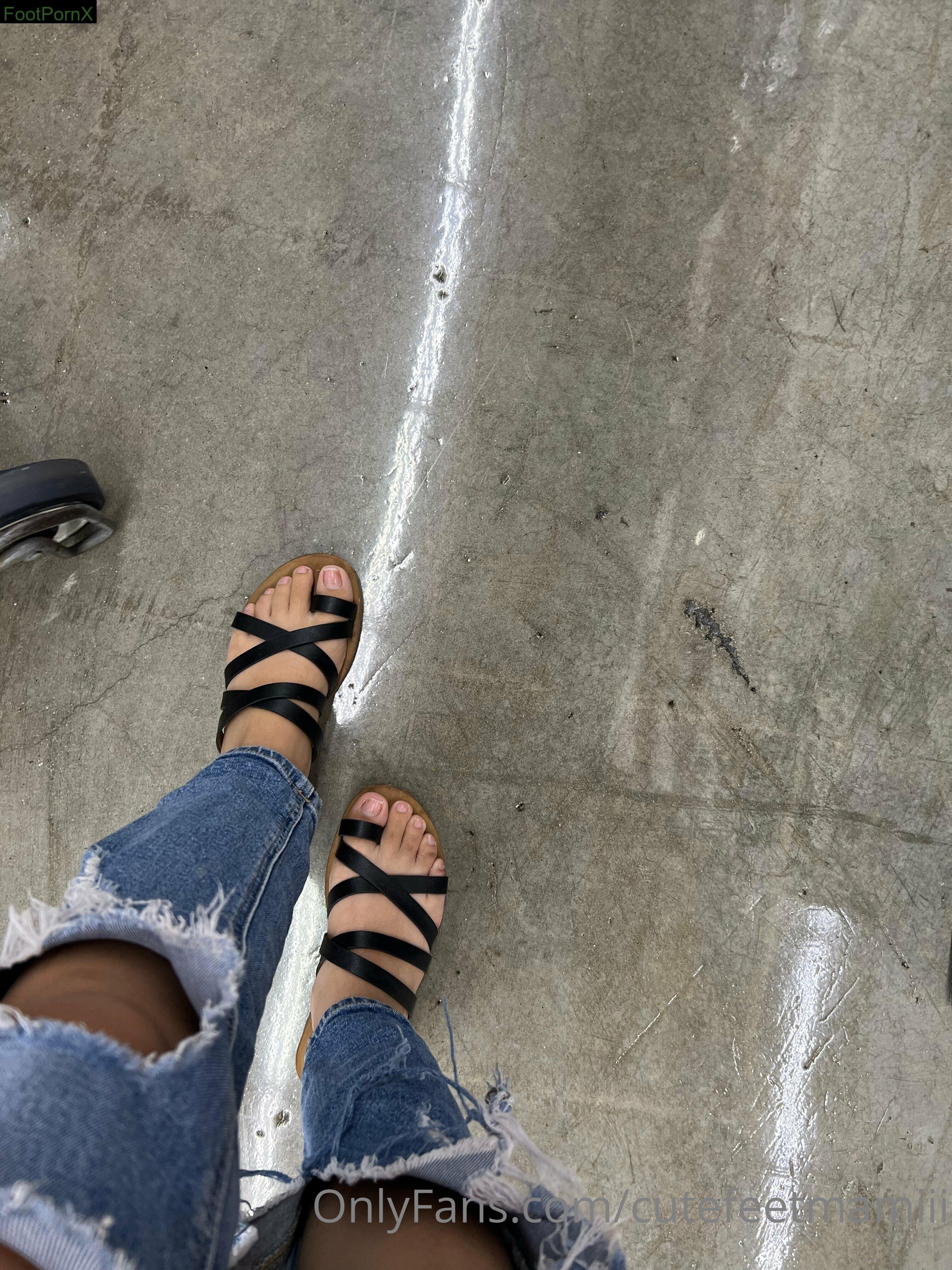 cutefeetmamiii feet photo 5