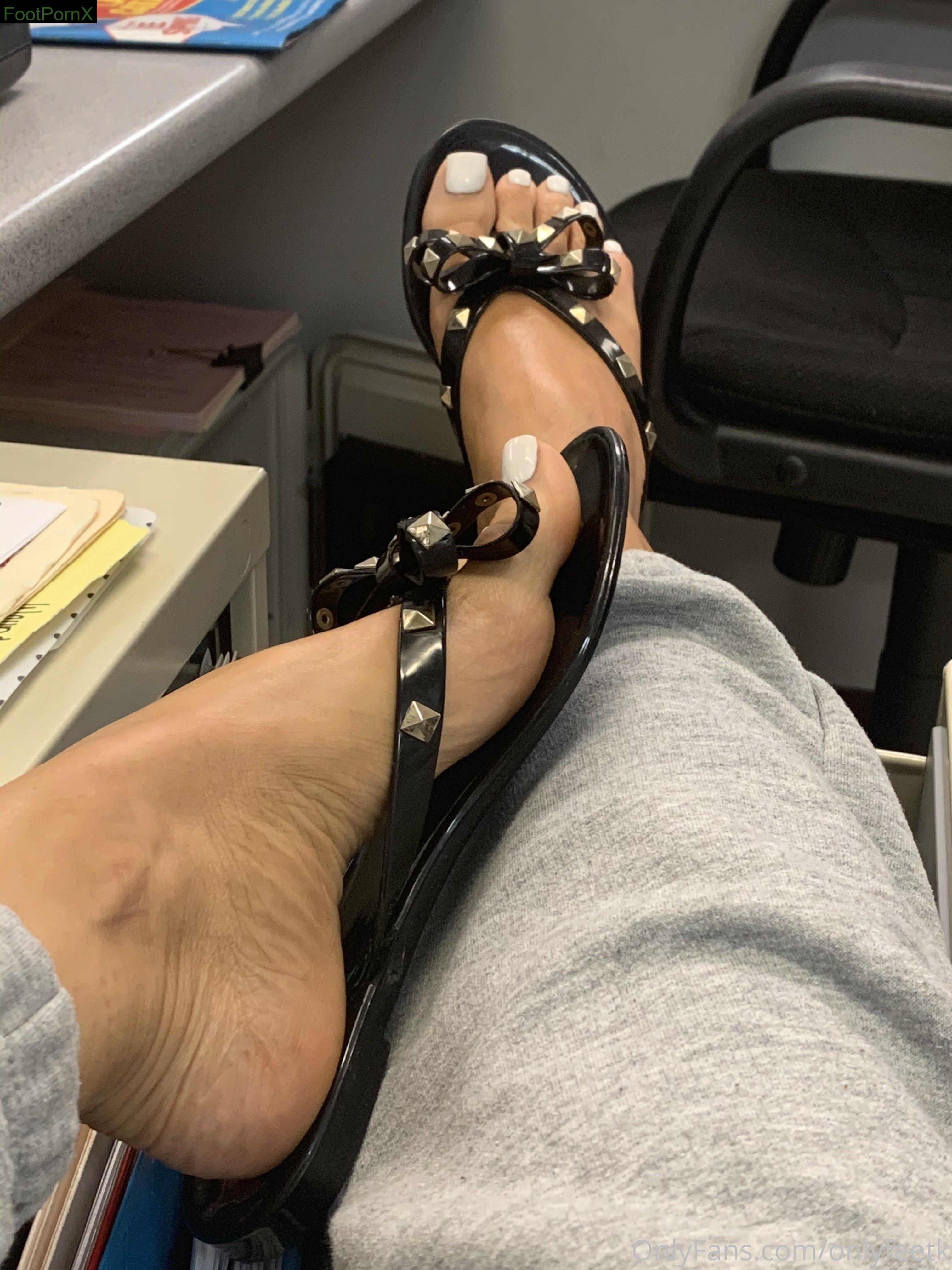 pinkprinsessa feet photo 6