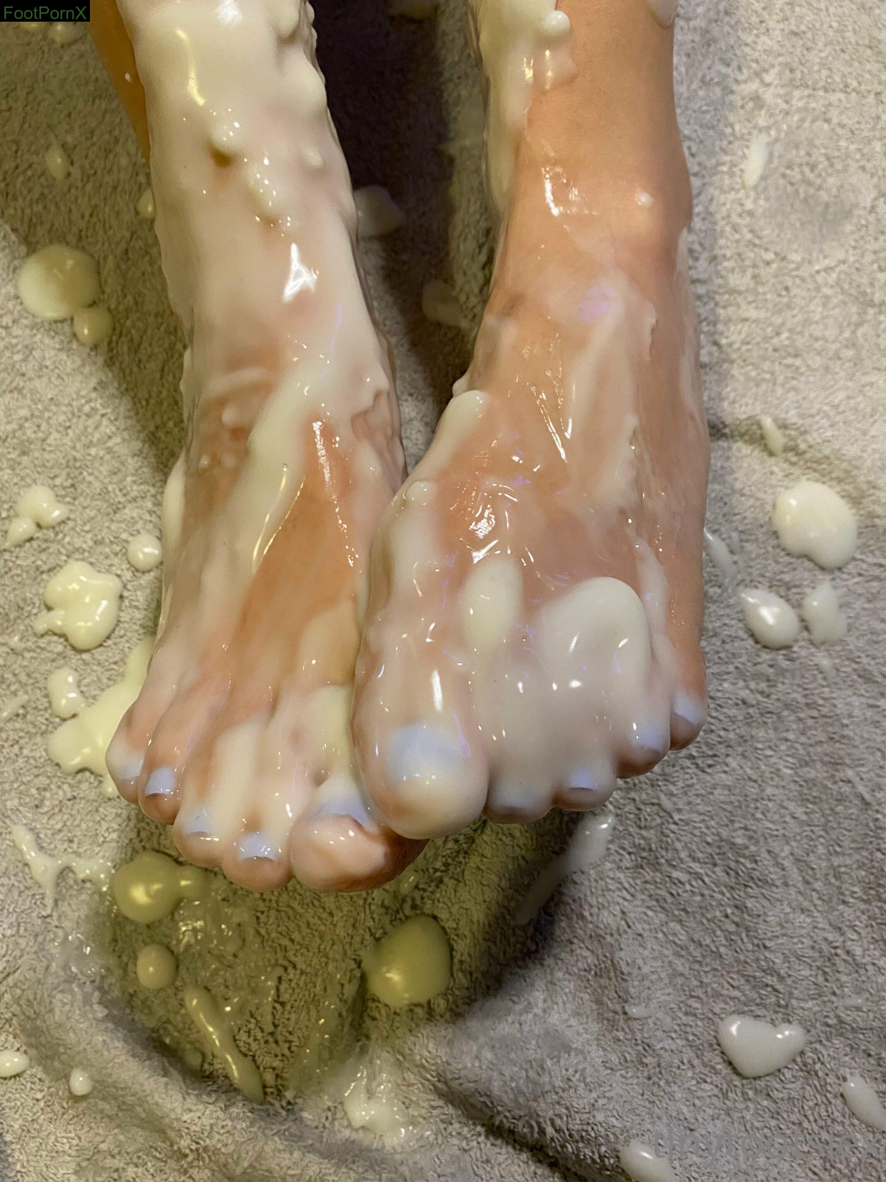 tinytootsiex feet photo 1