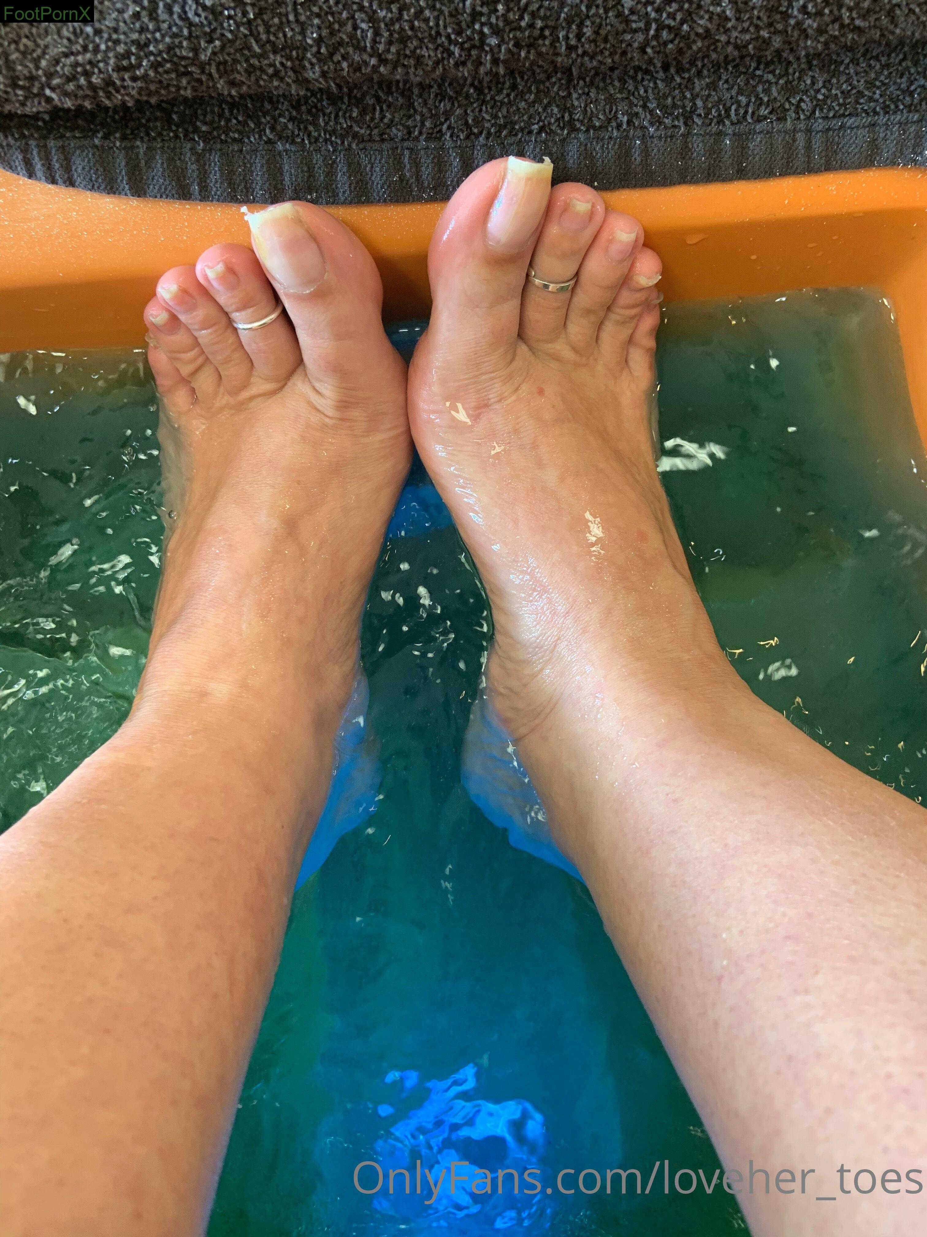 loveher_toes feet photo 19