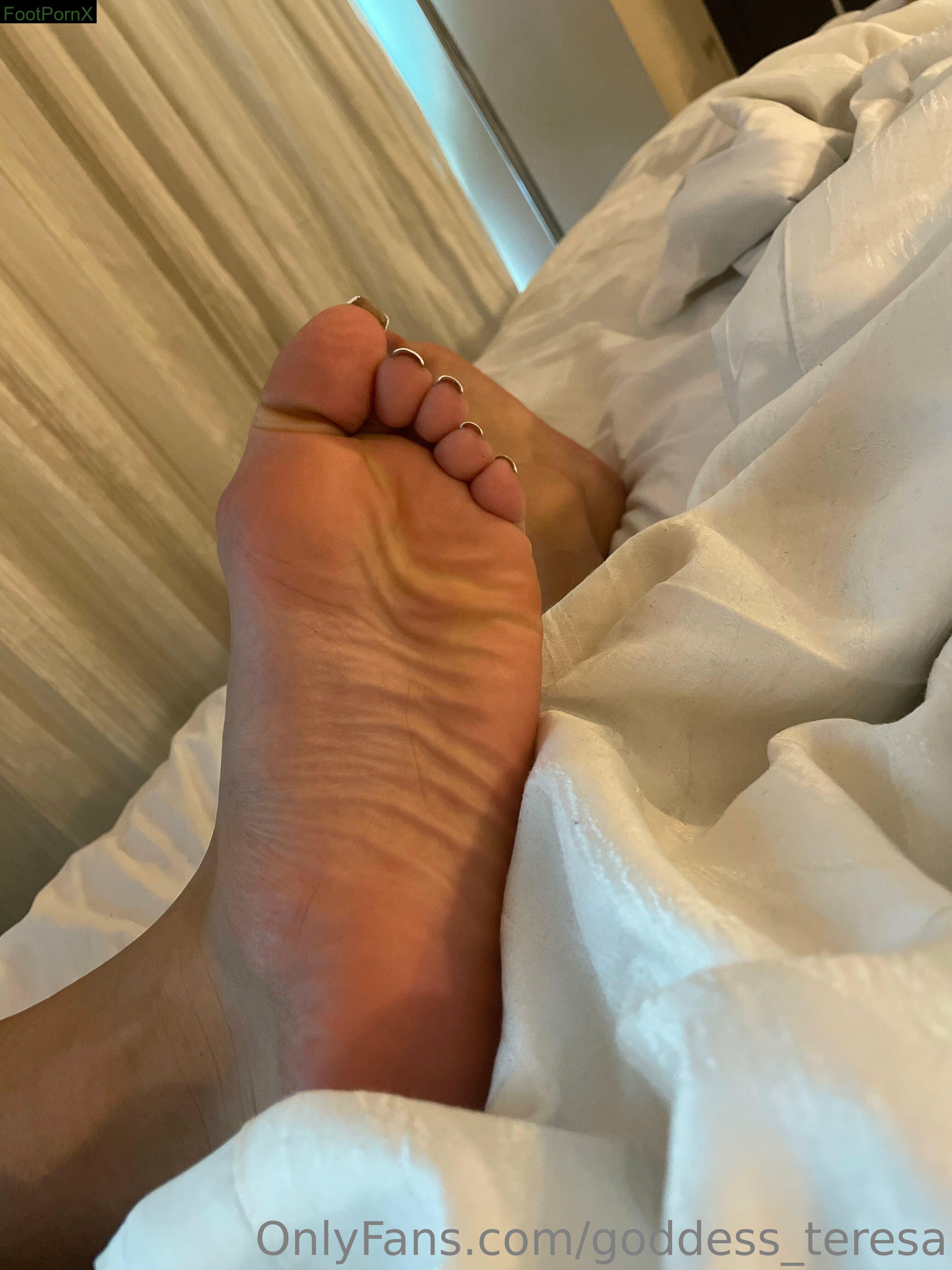 goddess_teresa feet photo 6