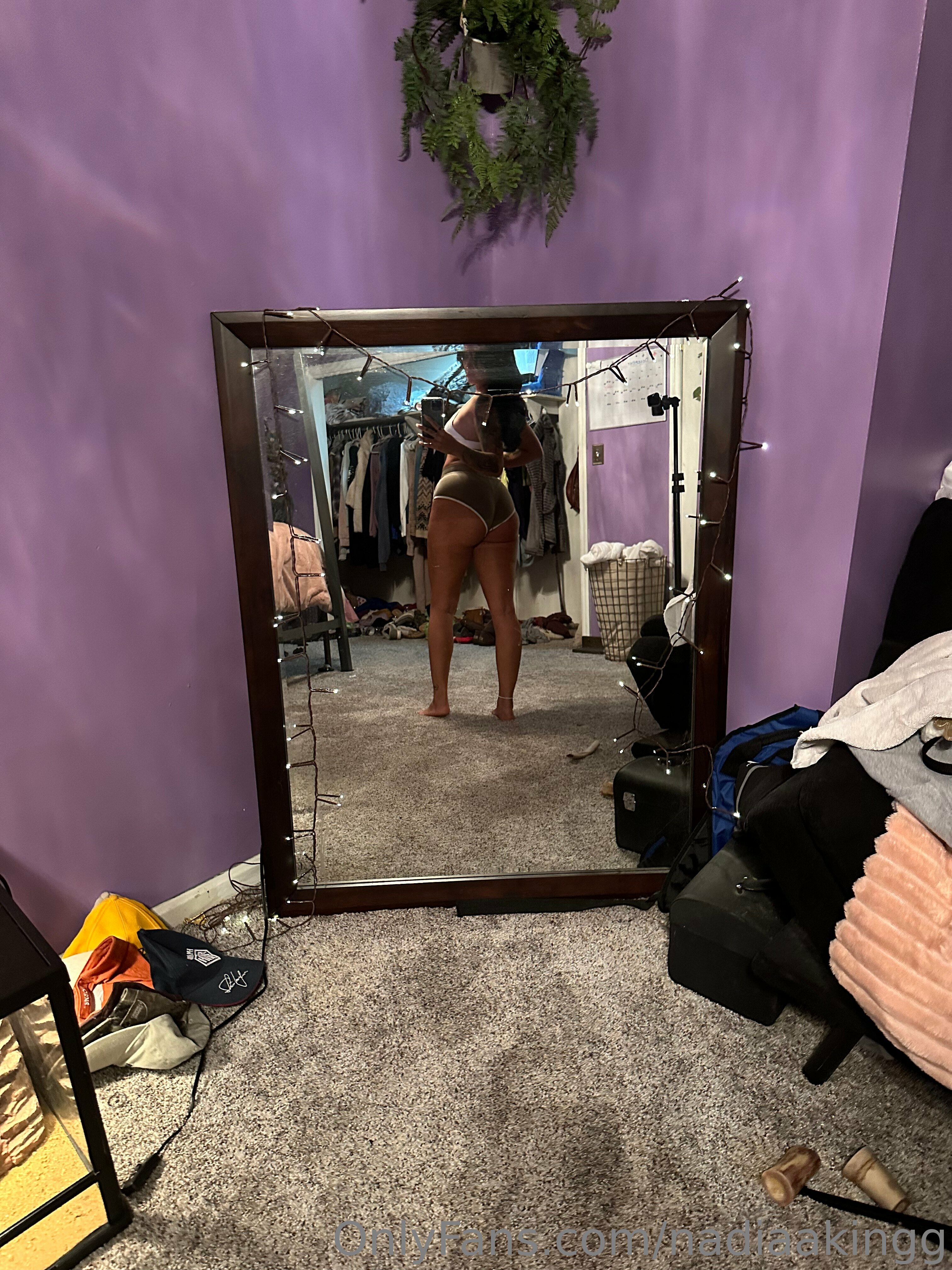 nadiaakingg feet photo 17