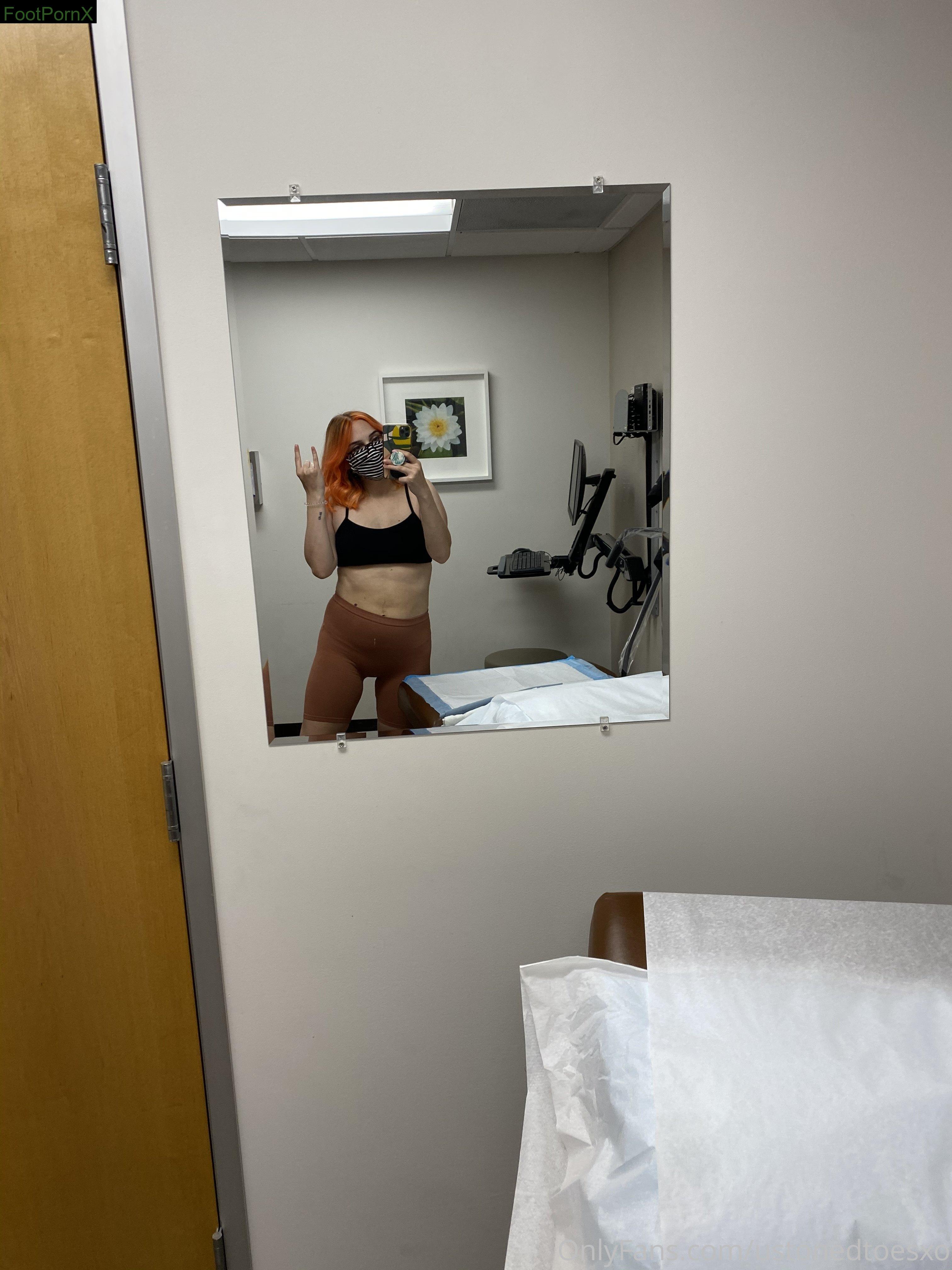 ashleylottsxo feet photo 17