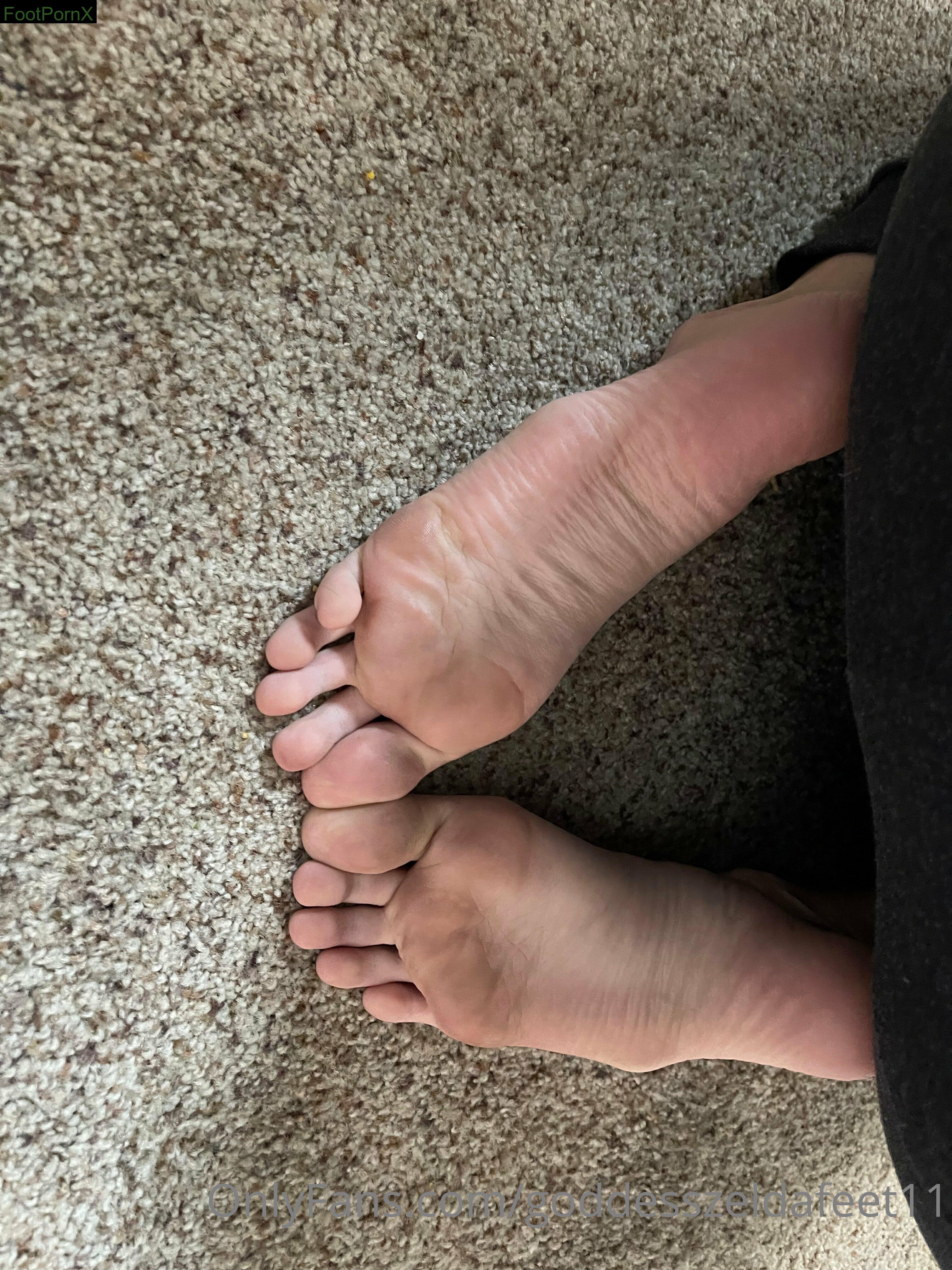 goddesszeldafeet11 feet photo 11