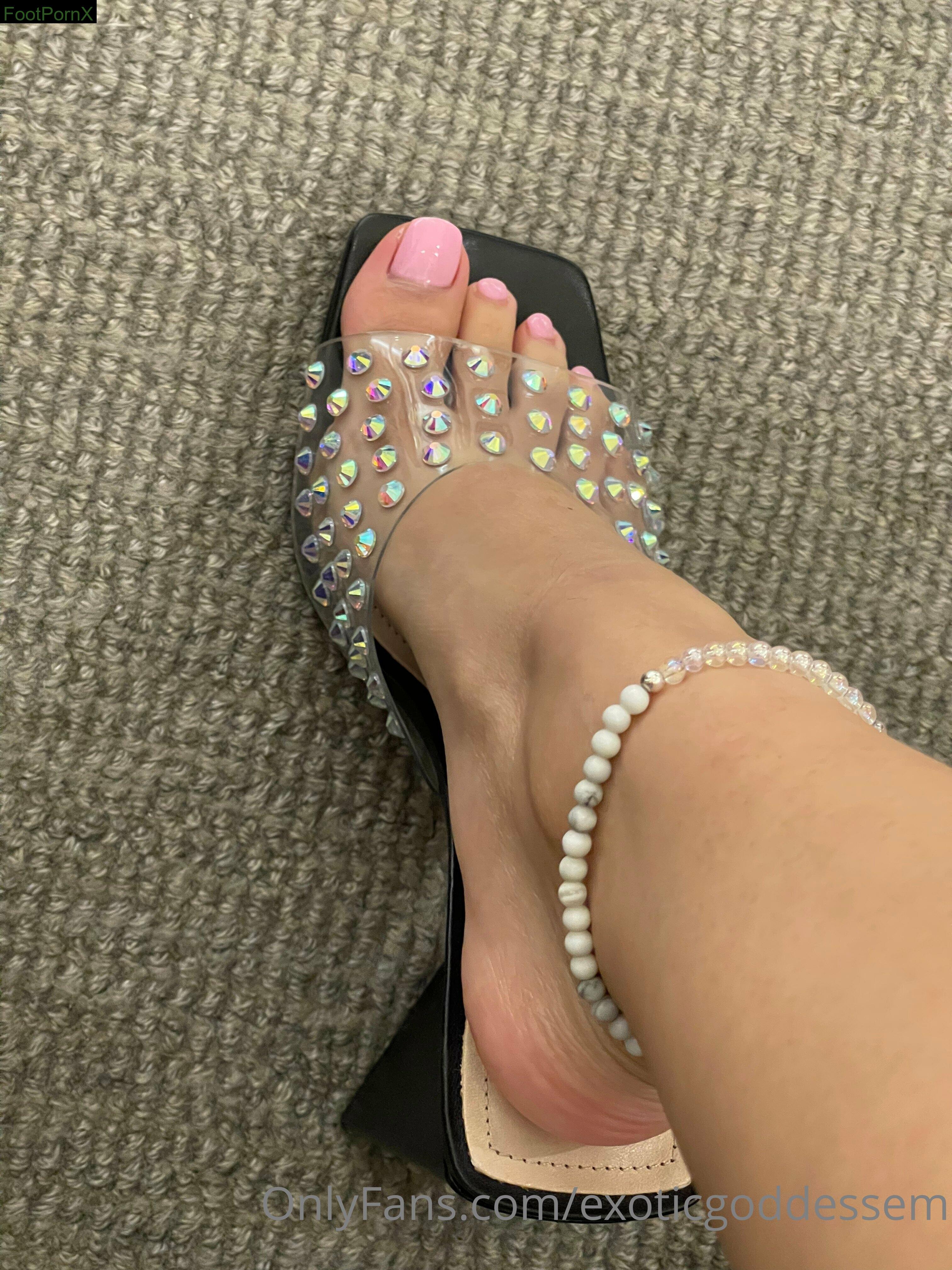 exoticgoddessem feet photo 5