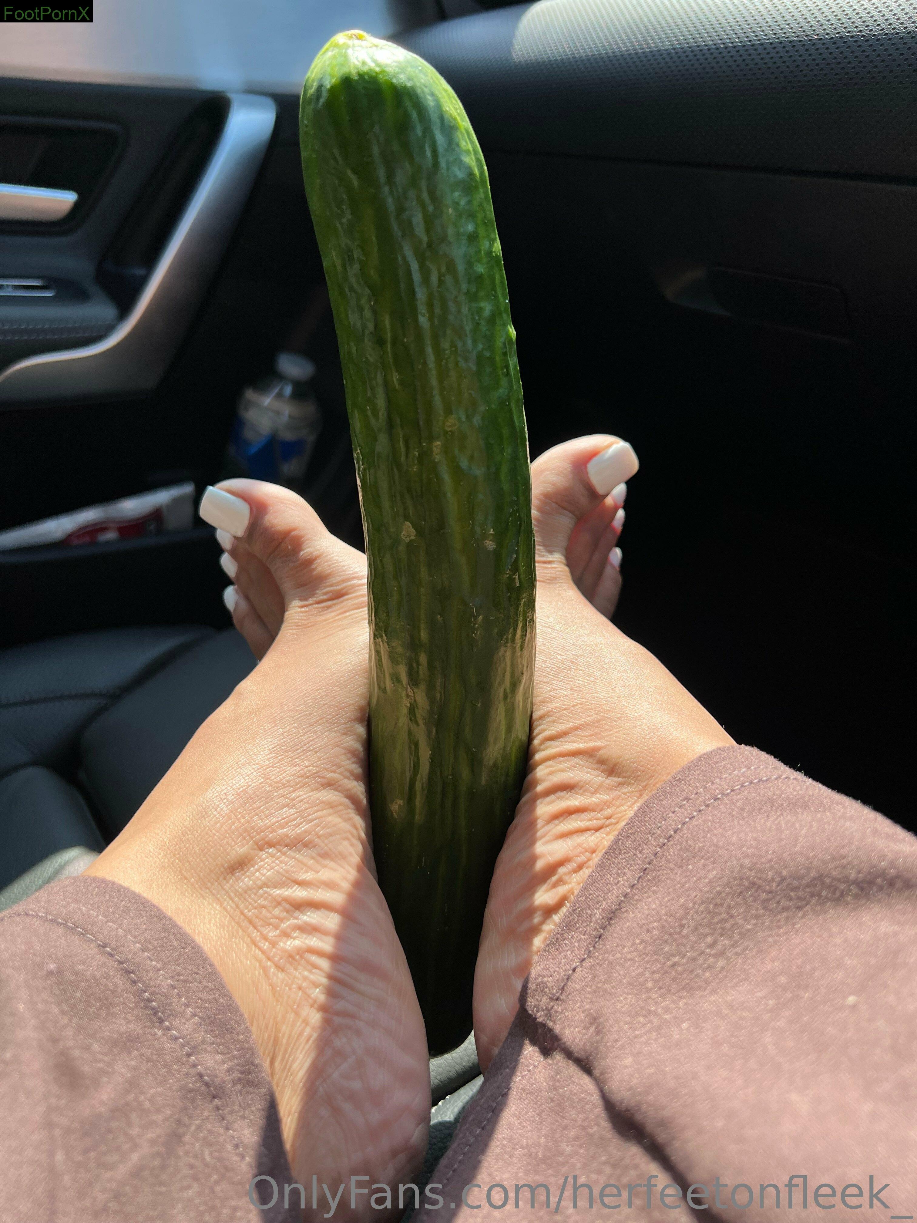 herfeetonfleek_ feet photo 16
