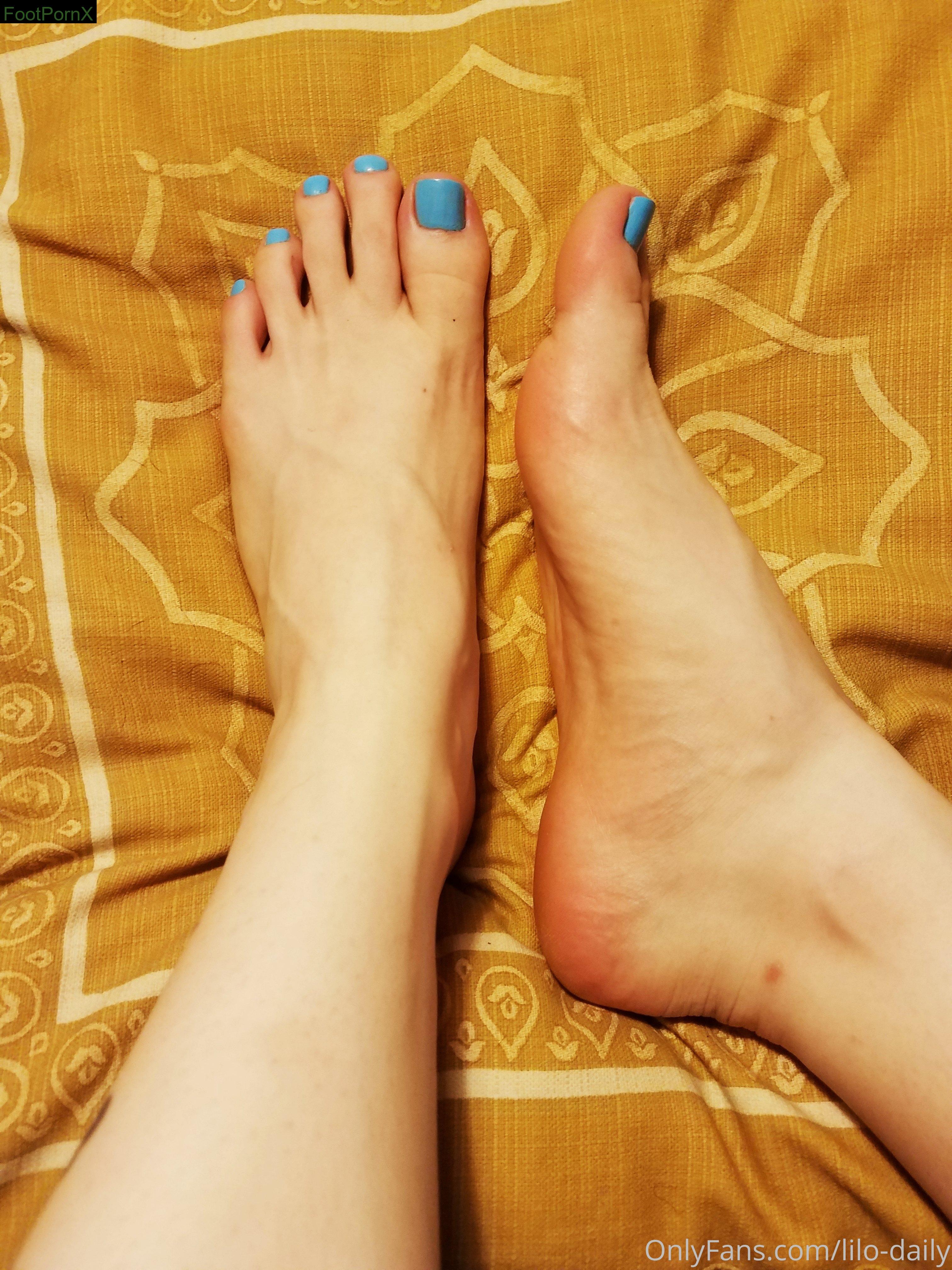 lilo-daily feet photo 15