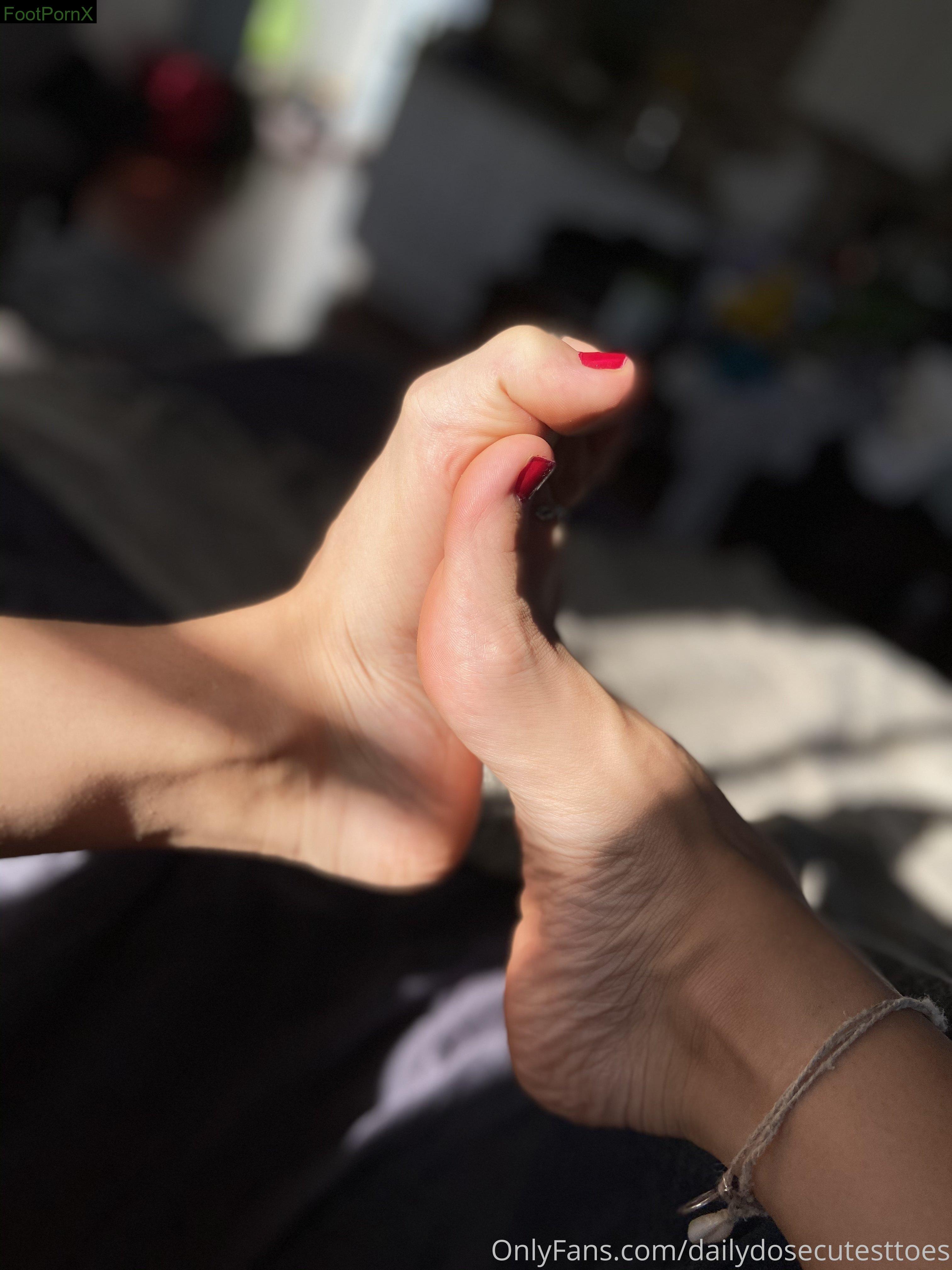 dailydosecutesttoes feet photo 22