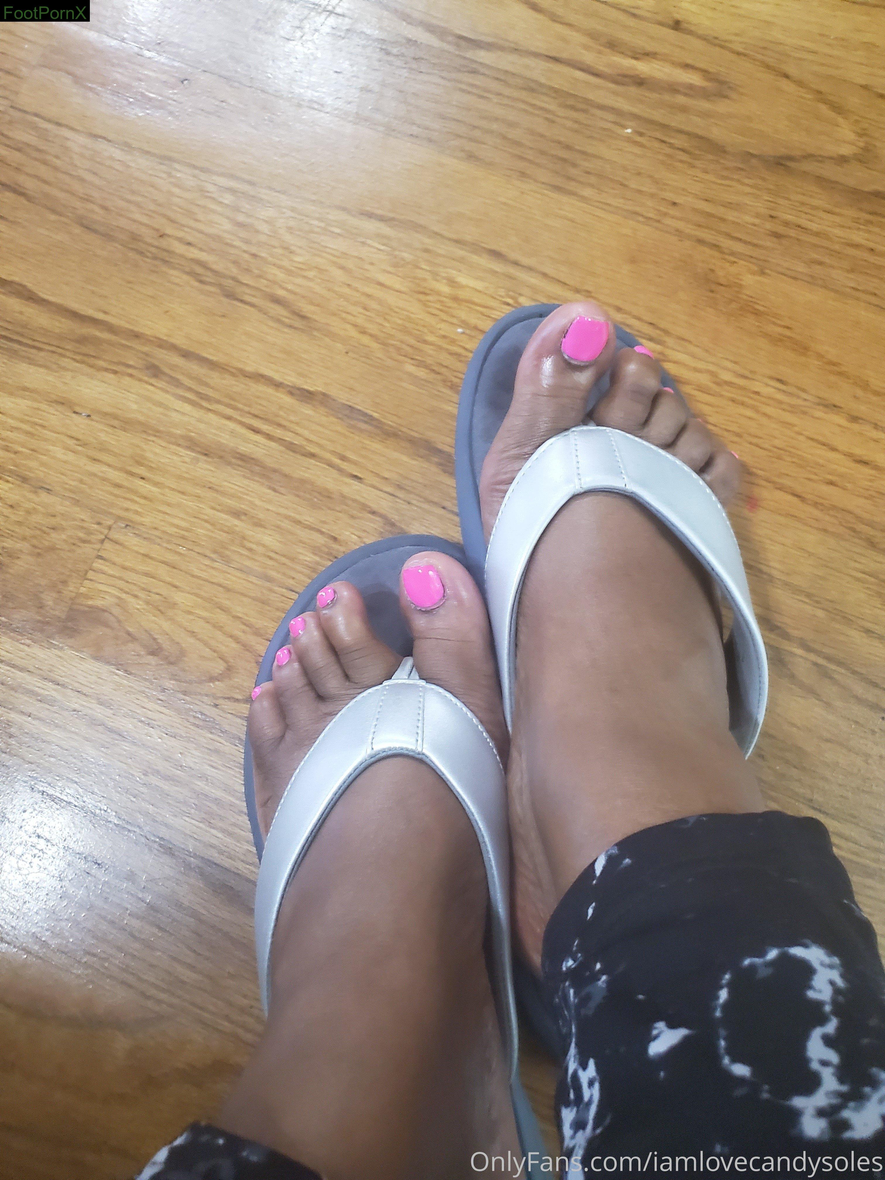 iamlovecandysoles feet photo 11
