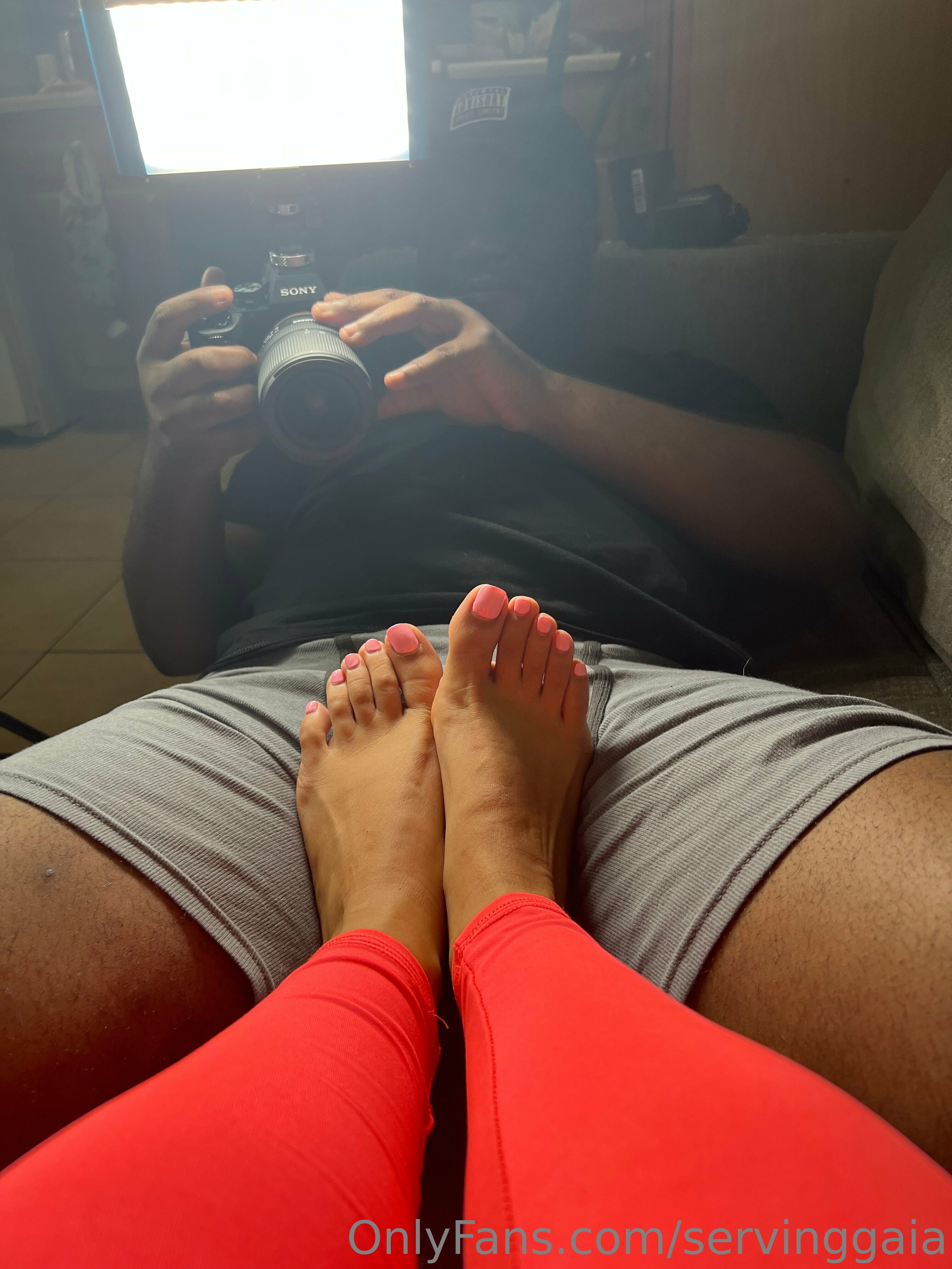 servinggaia feet photo 21
