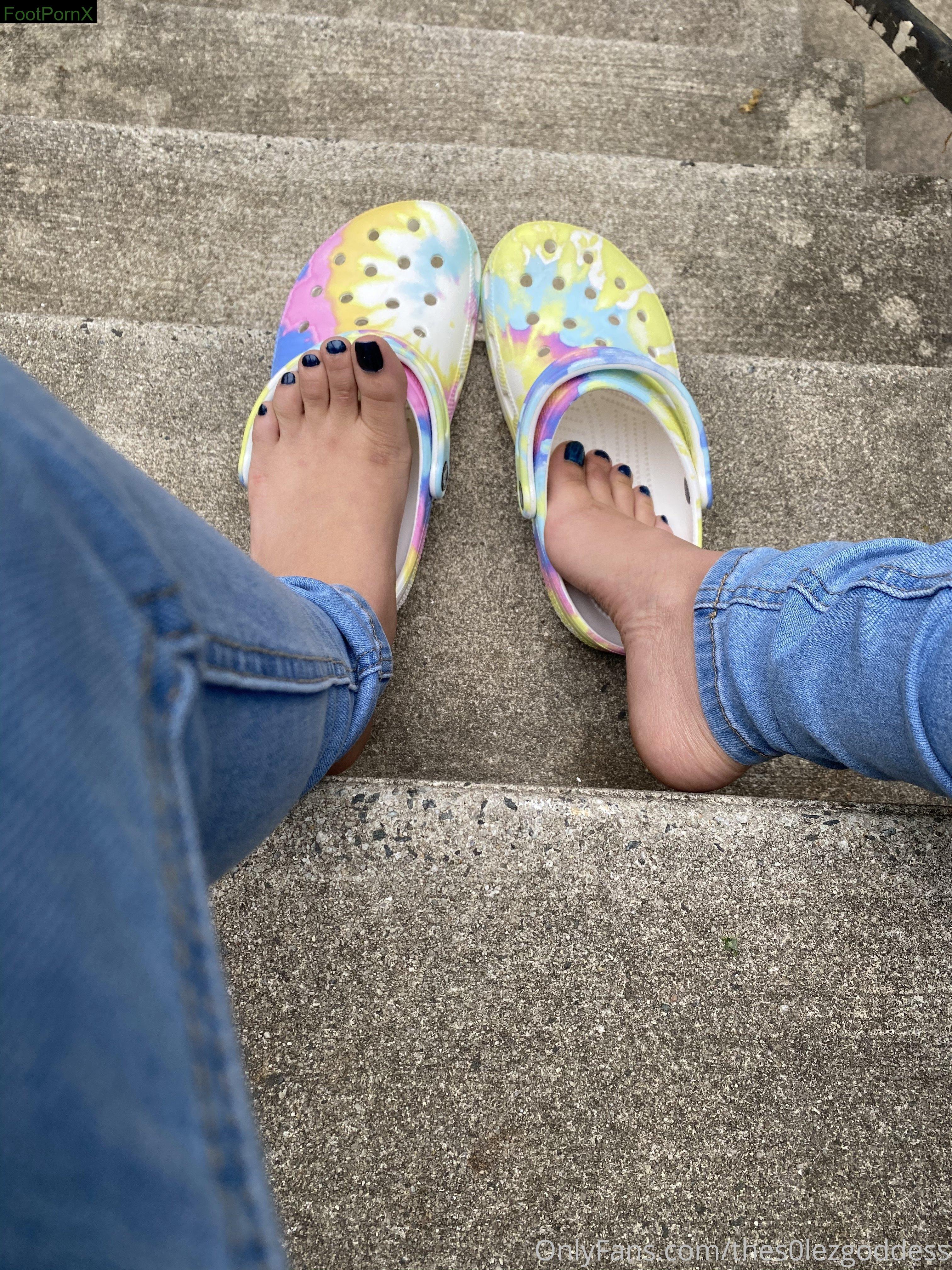 thesolezgoddess feet photo 3