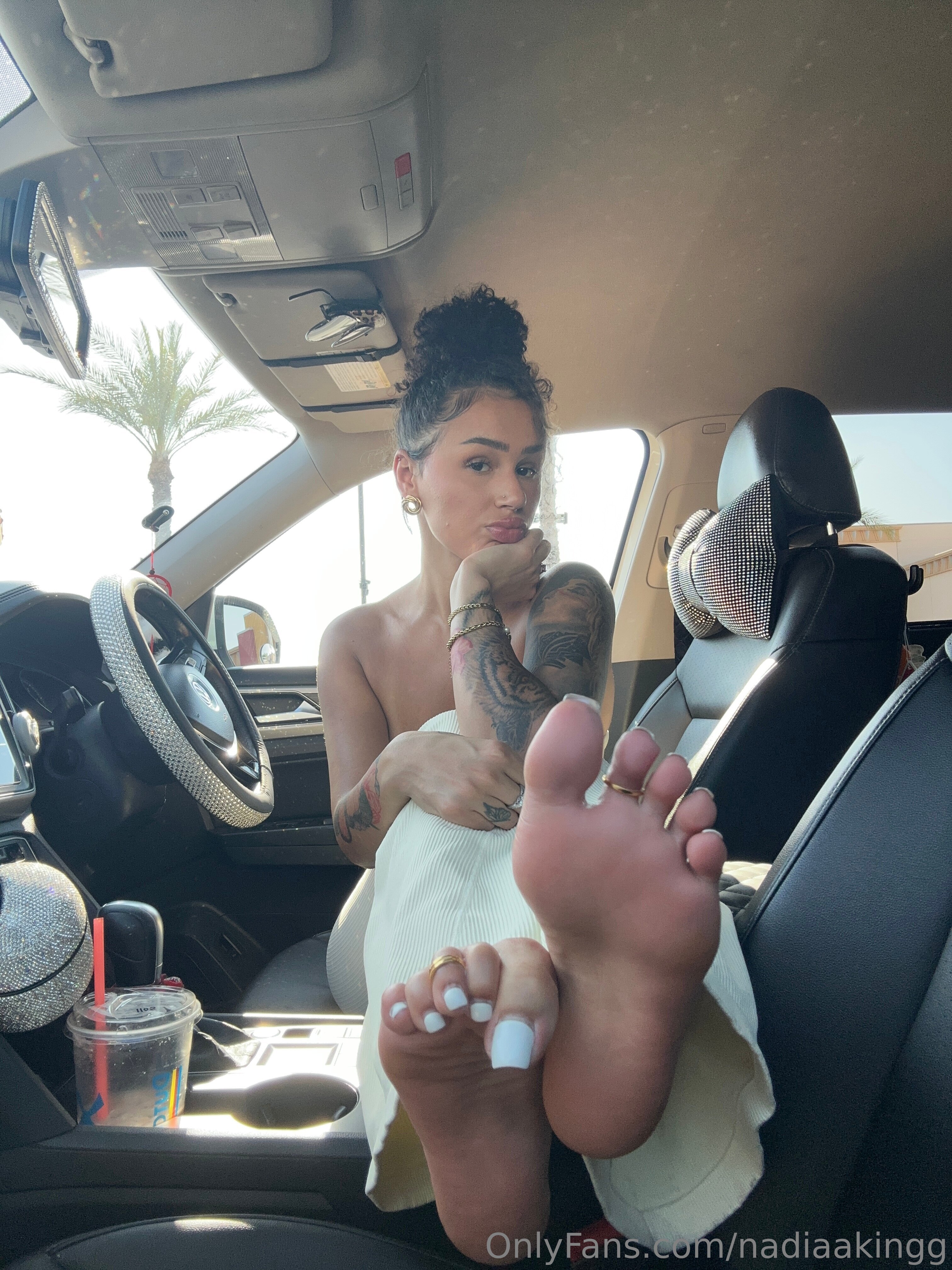 nadiaakingg feet photo 1