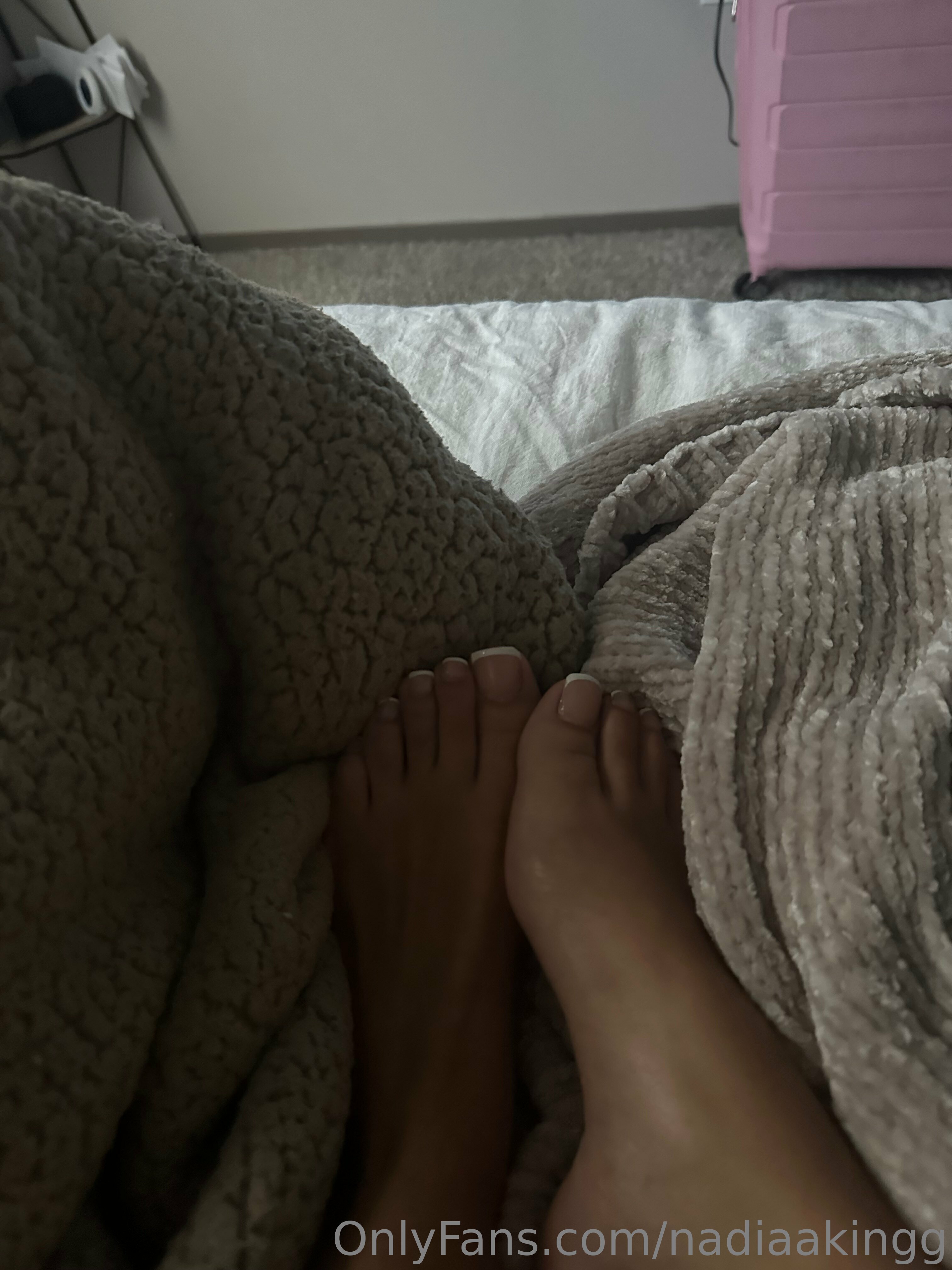 nadiaakingg feet photo 24