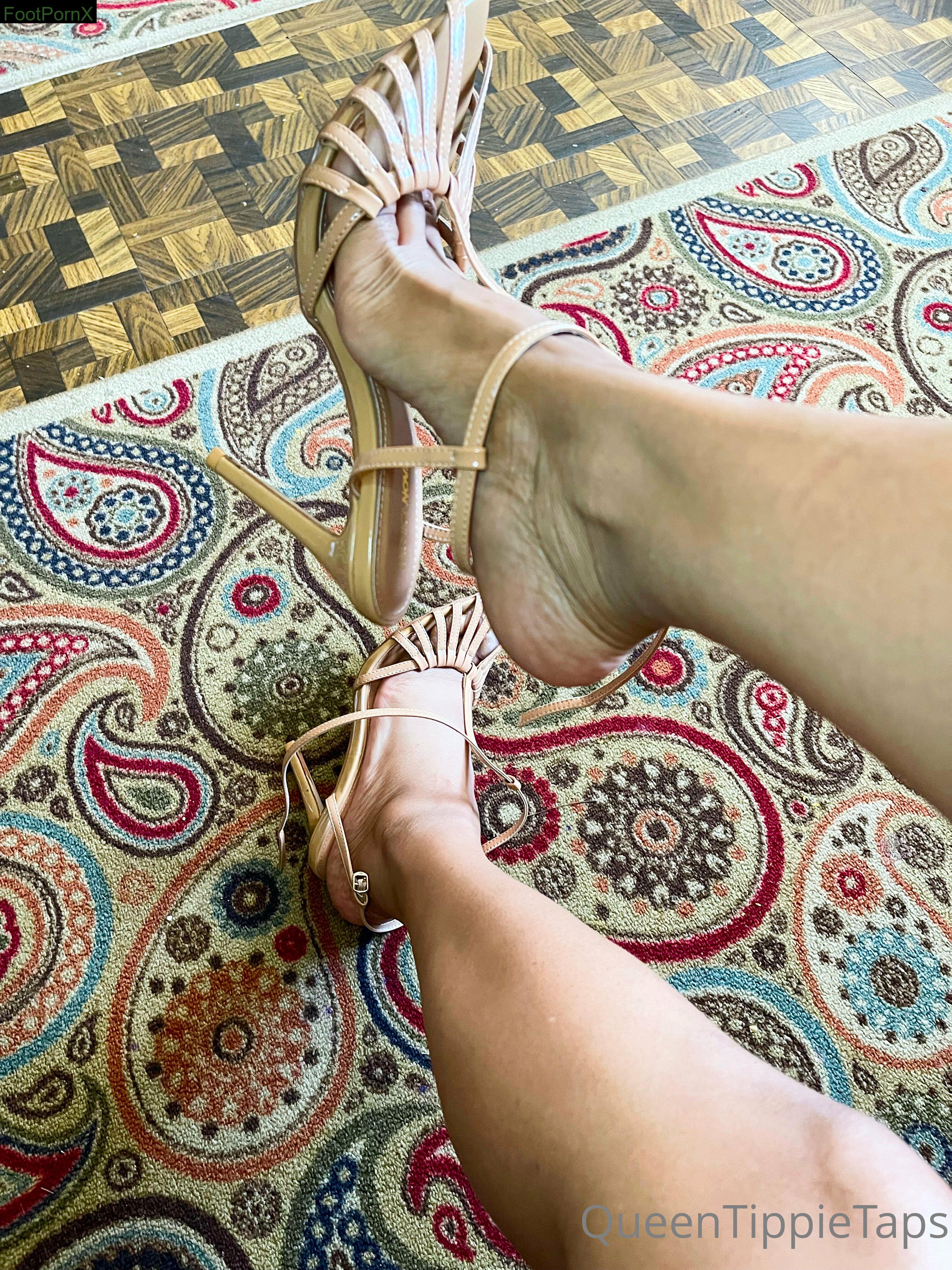 queentippietaps feet photo 11