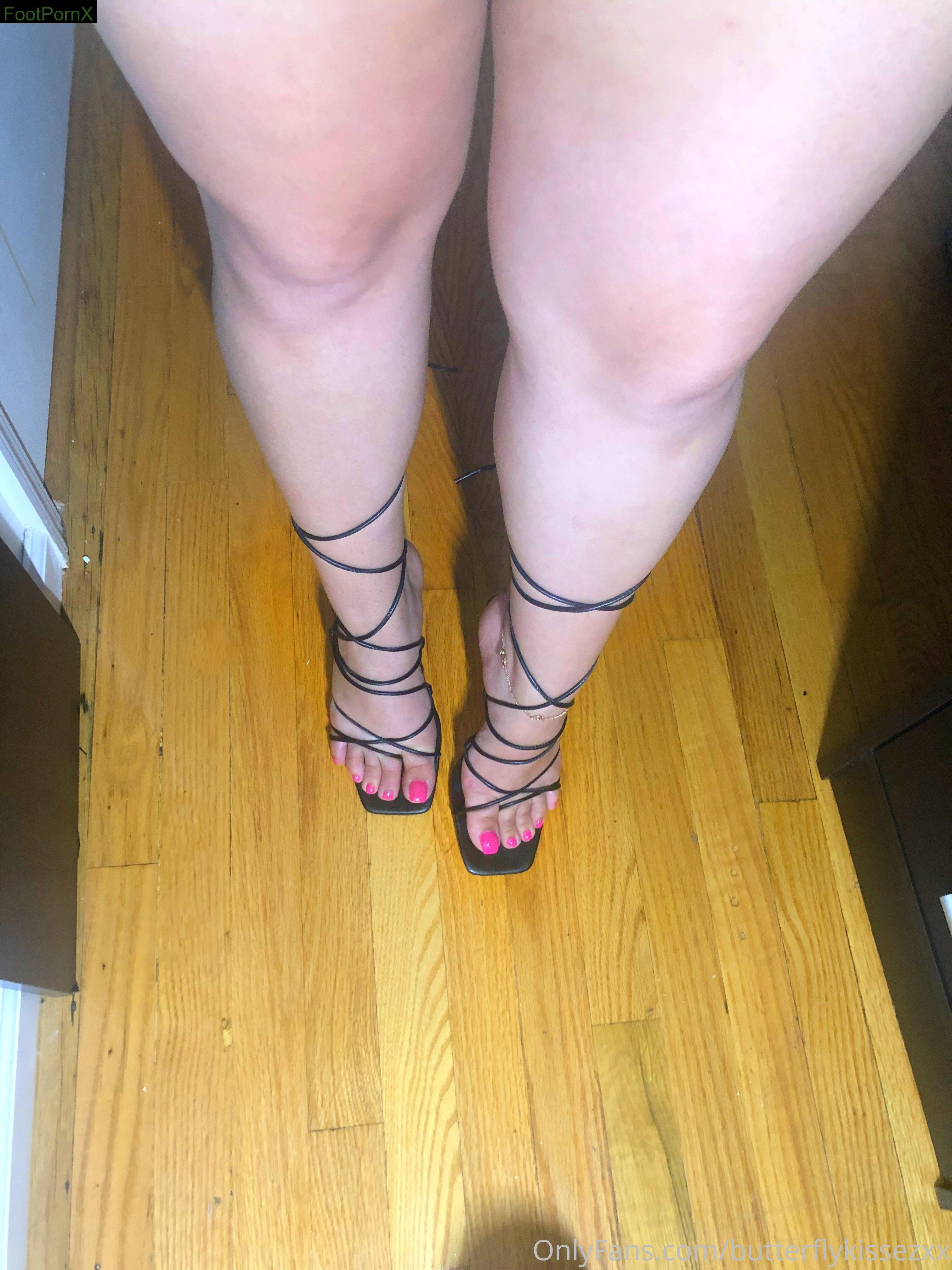 dirtydiannaaa feet photo 15