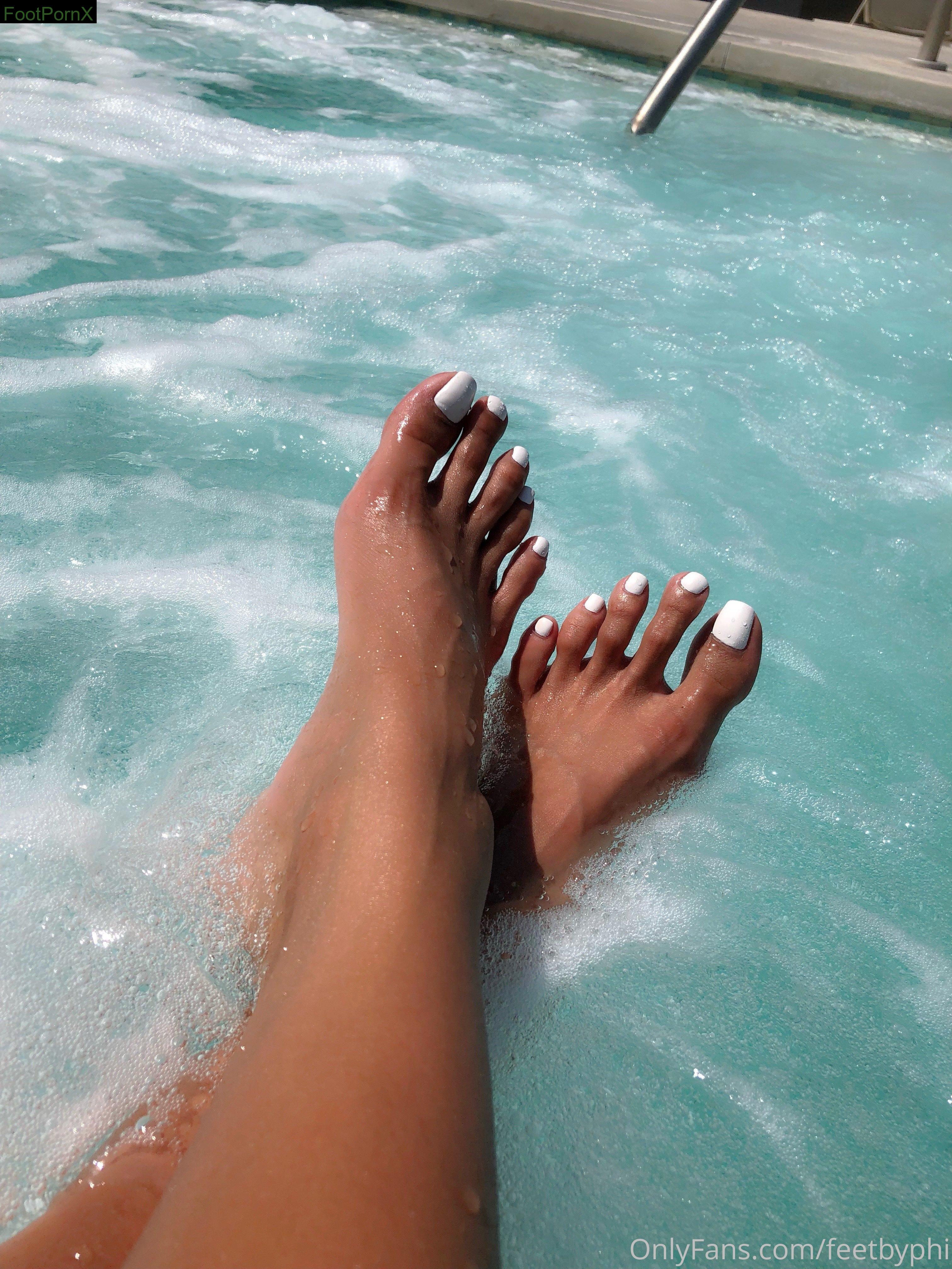feetbyphi feet photo 4