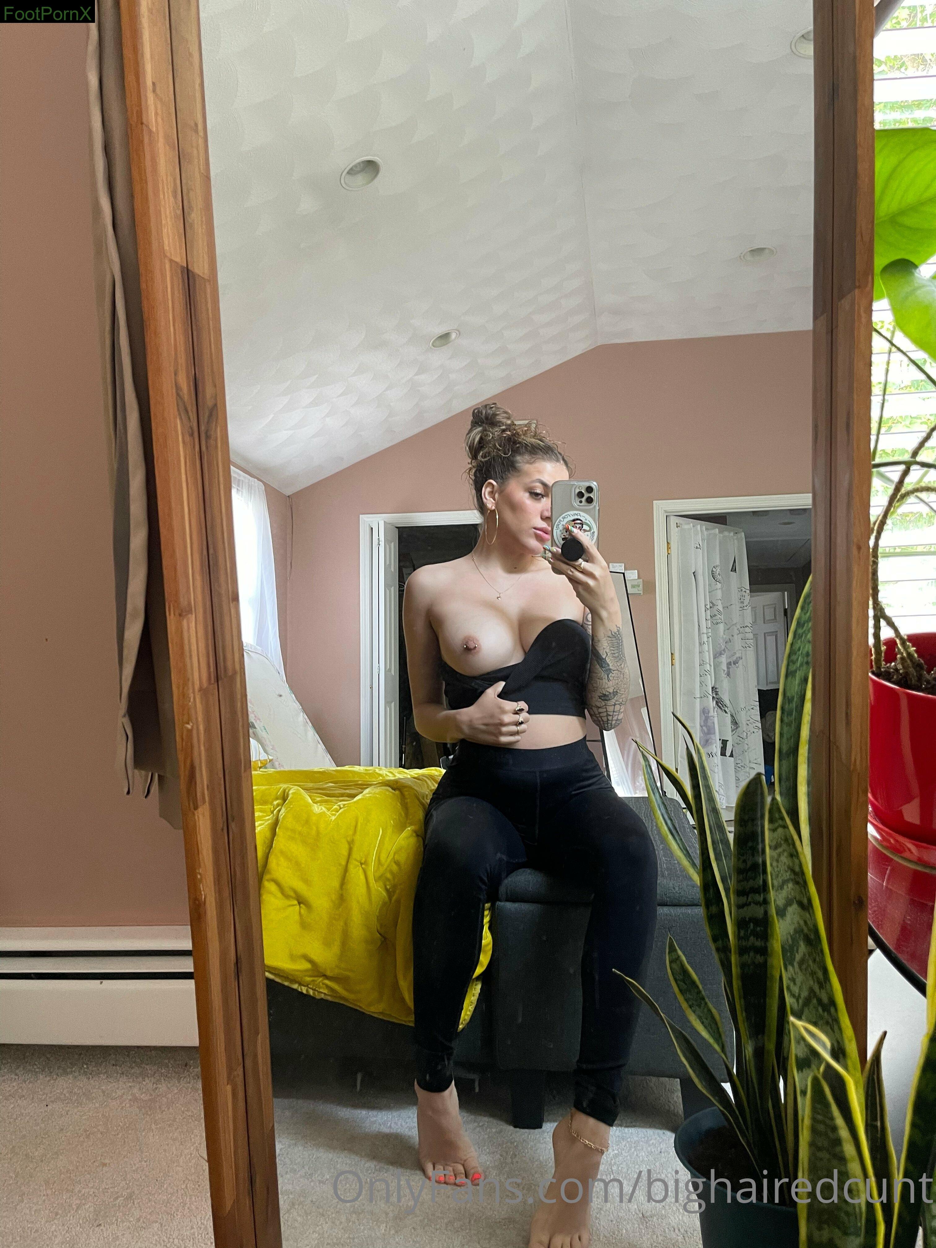bighairedcunt feet photo 11