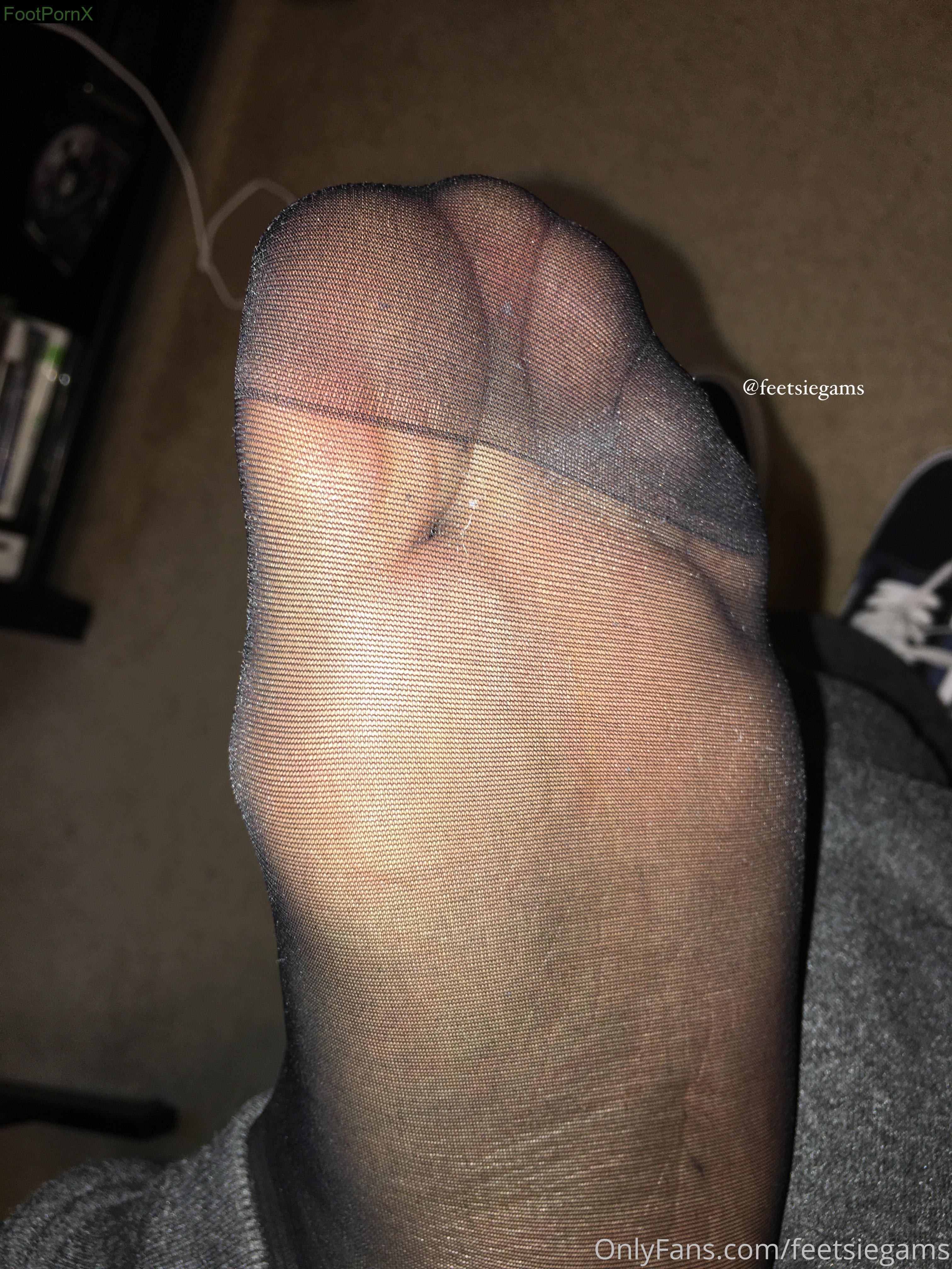 feetsiegams feet photo 12