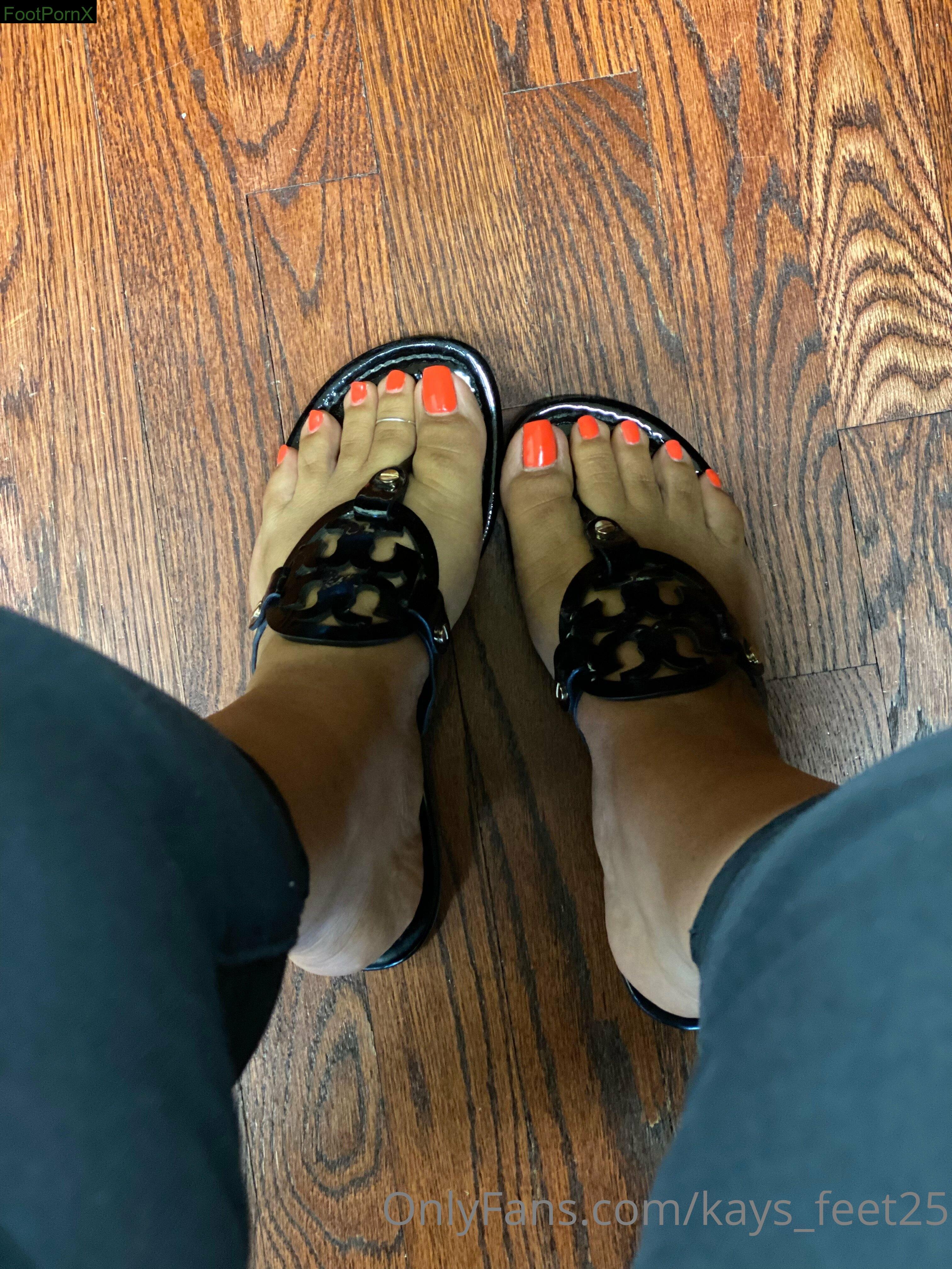 kays_feet25 feet photo 14