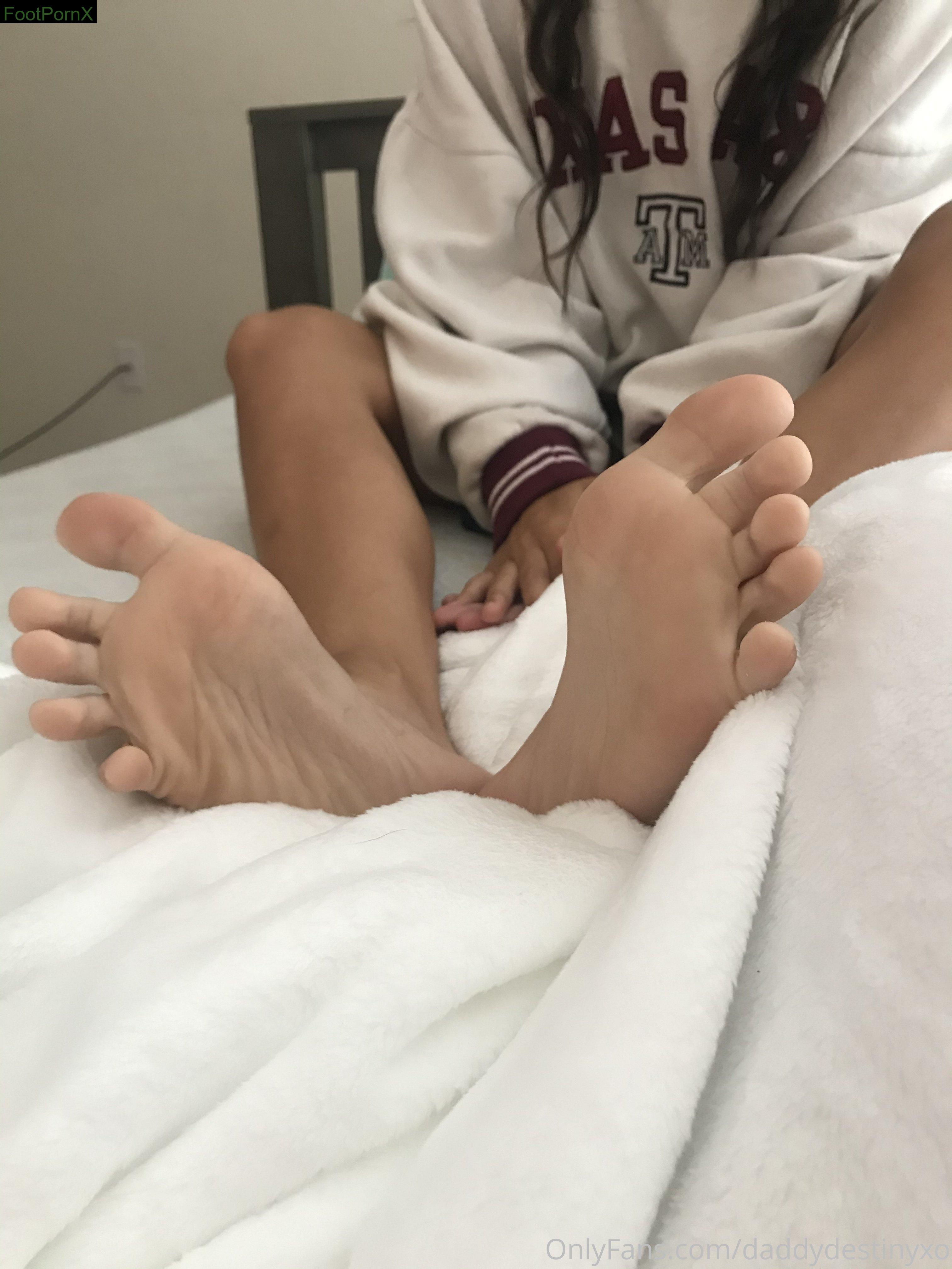 daddydestinyxo feet photo 9
