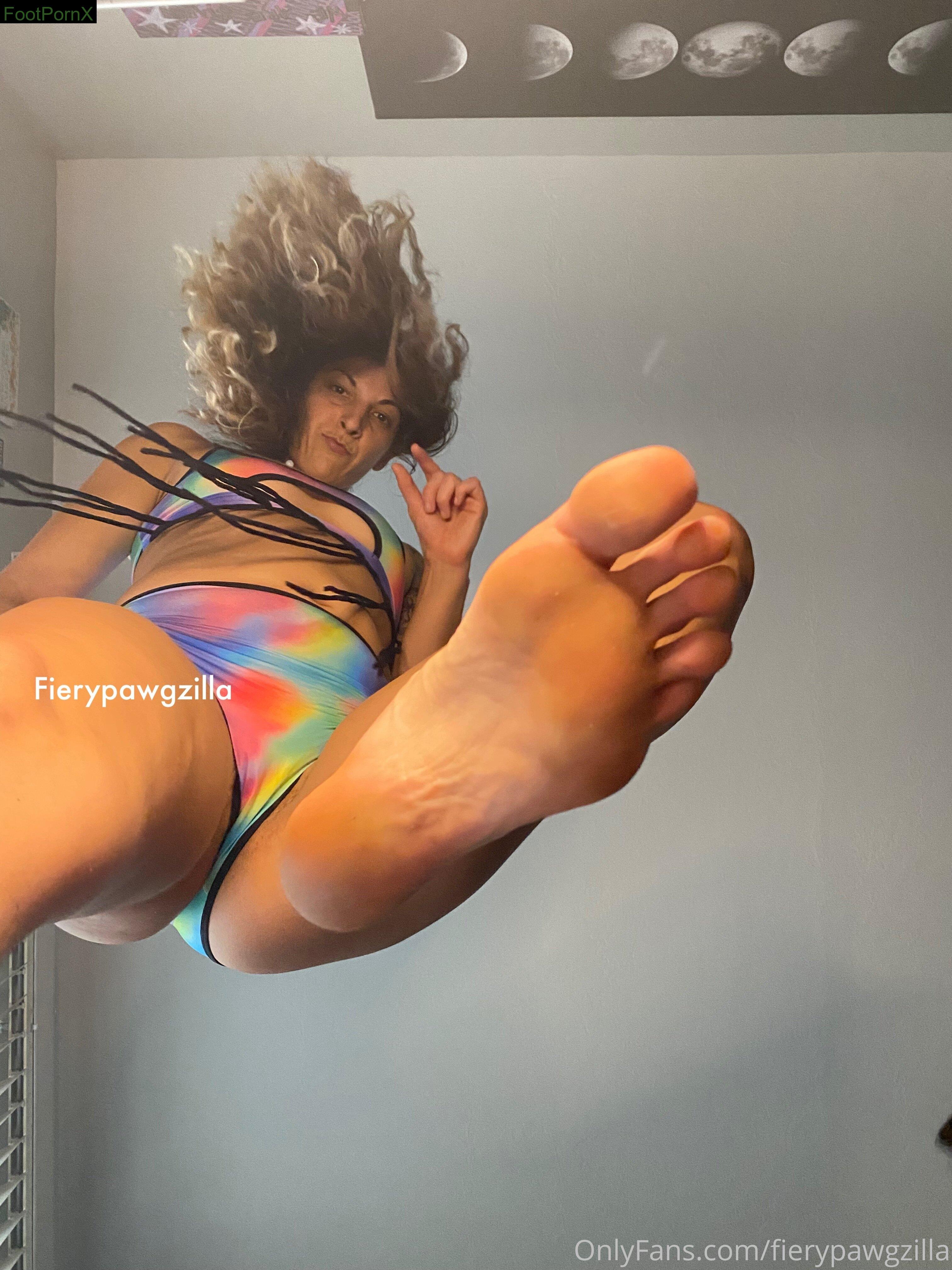 fierypawgzilla feet photo 2