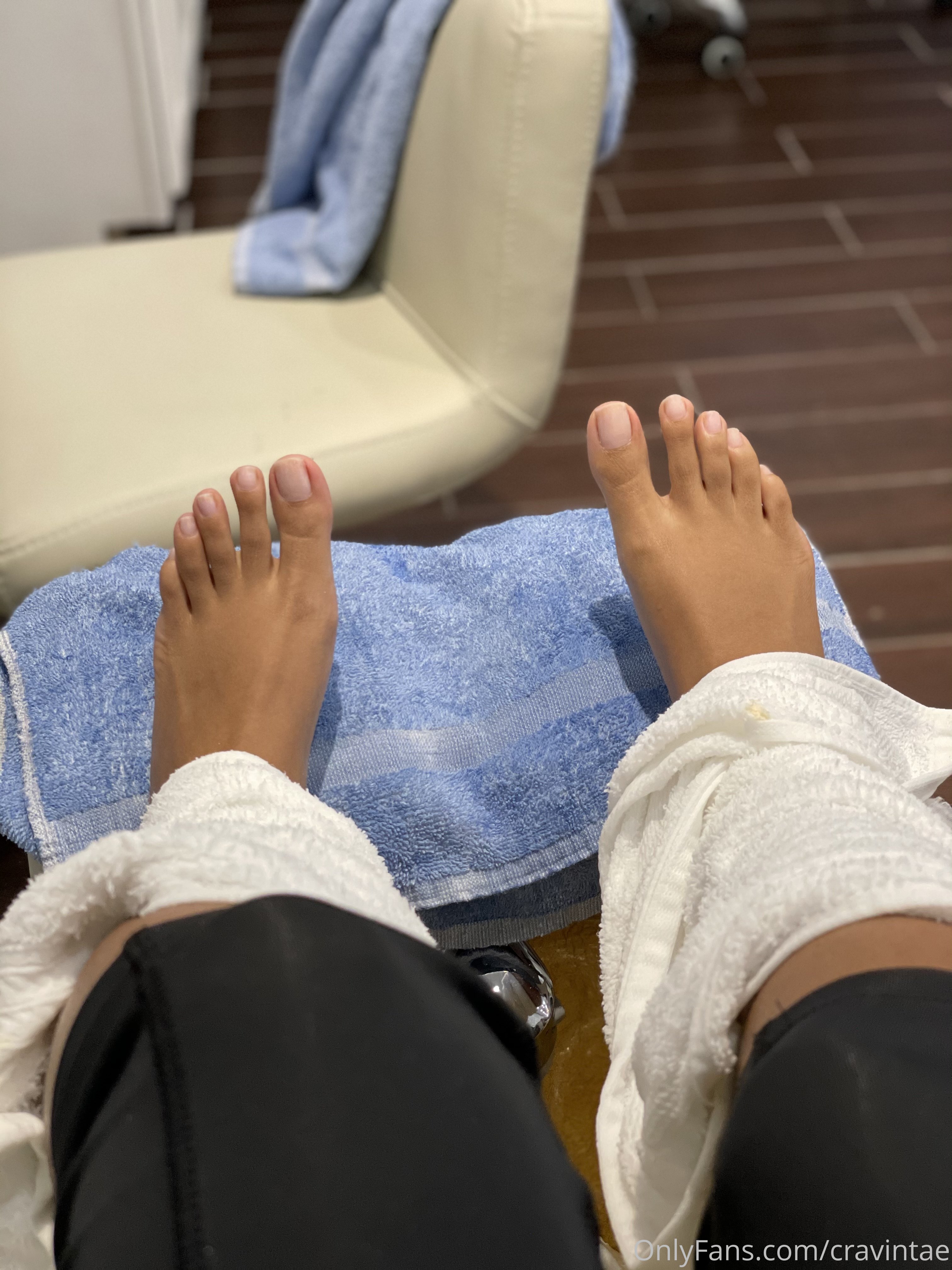 cravintae feet photo 5