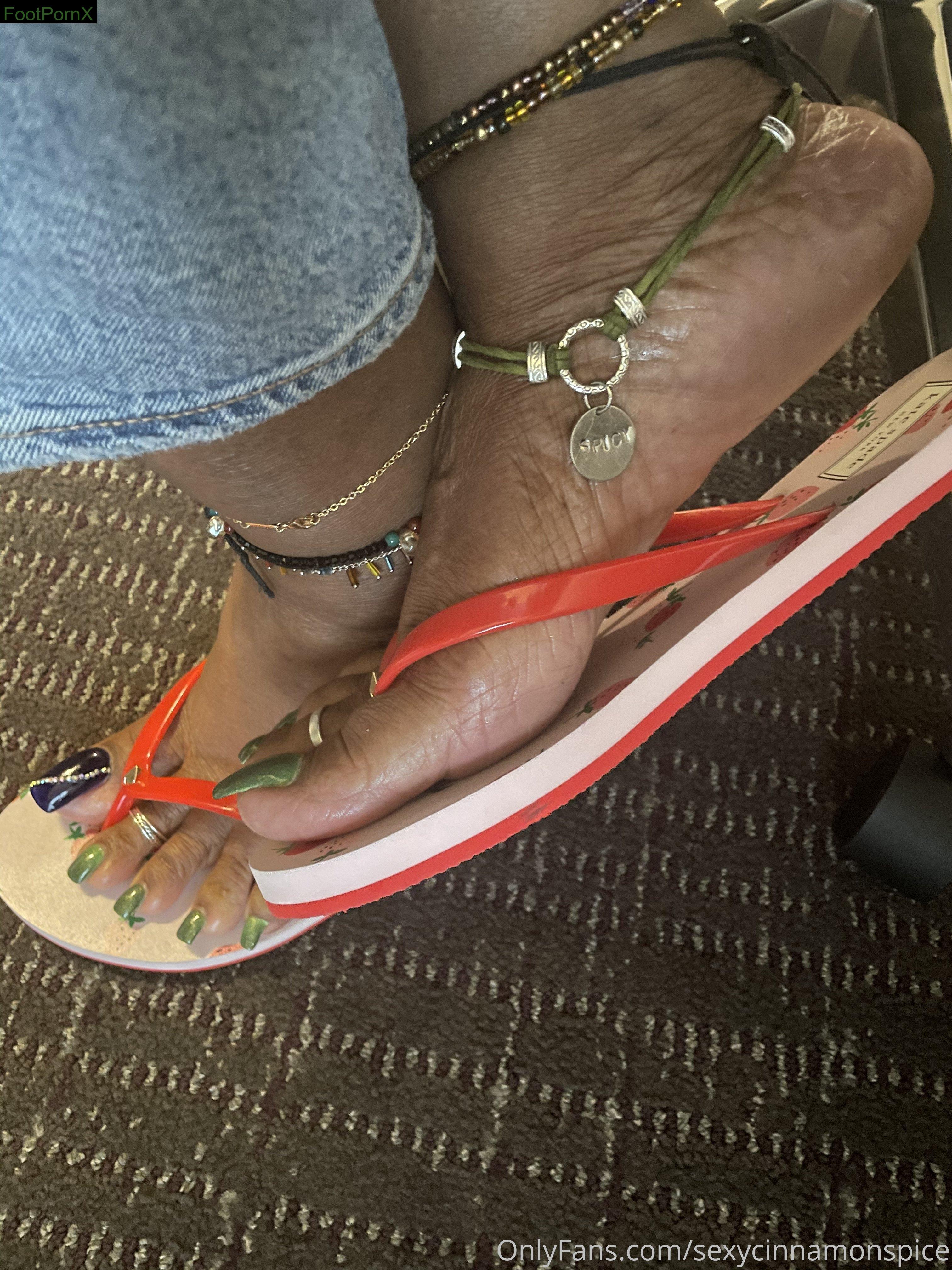 sexycinnamonspice feet photo 19